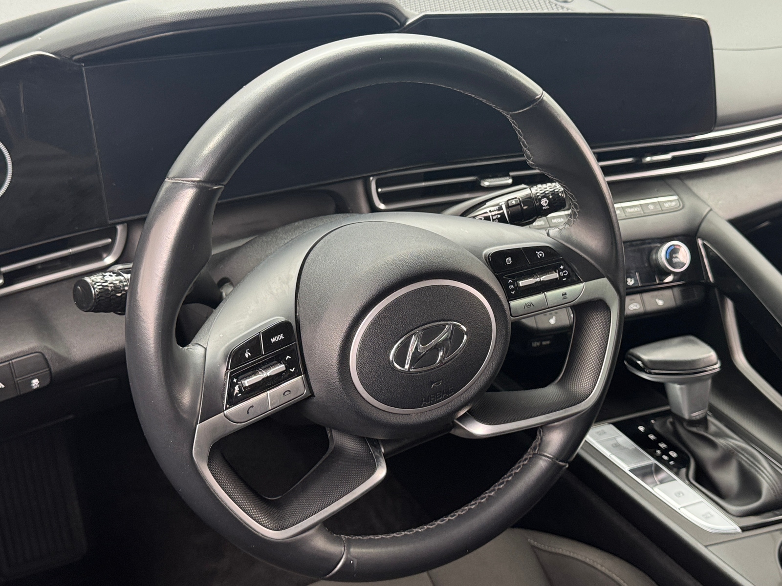 Thumbnail: 2023 Hyundai Elantra - 5