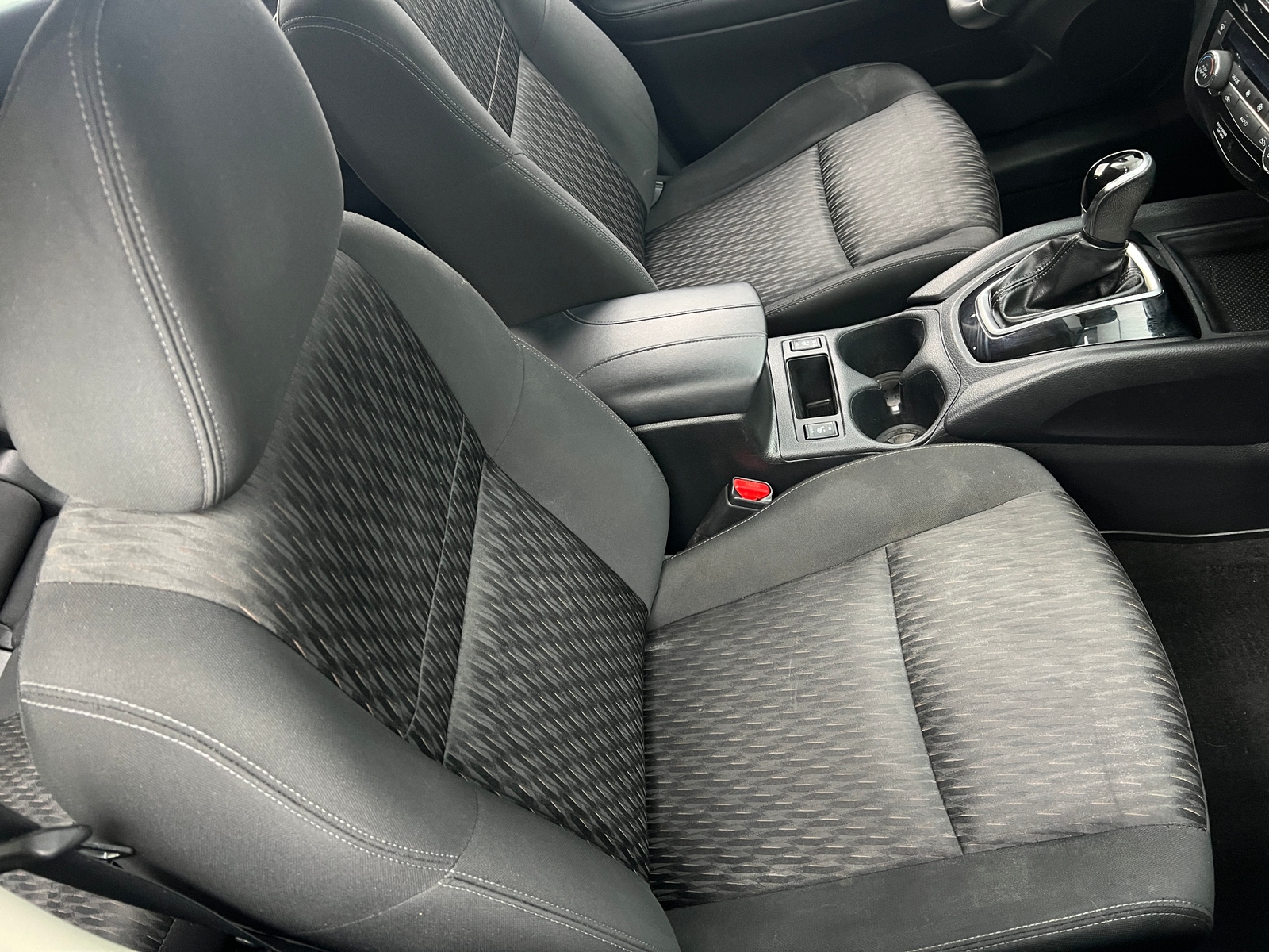 Thumbnail: 2018 Nissan Rogue - 2
