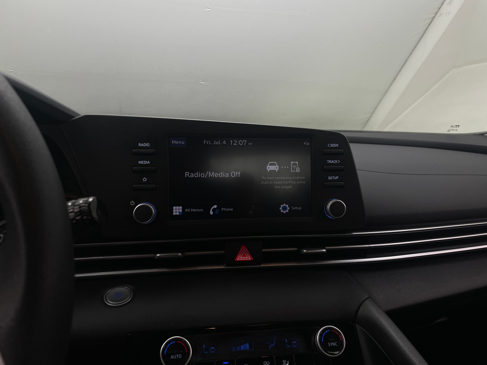 Thumbnail: 2023 Hyundai Elantra - 4