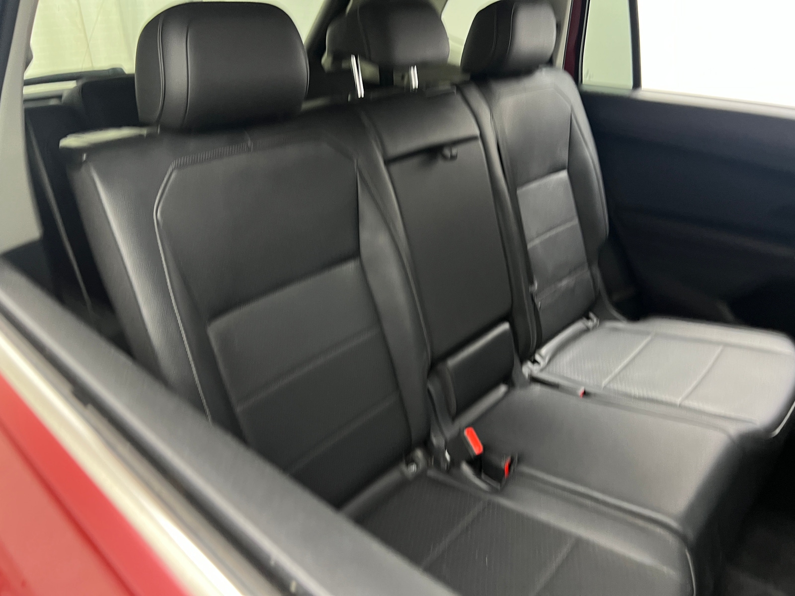 Thumbnail: 2020 Volkswagen Tiguan - 6
