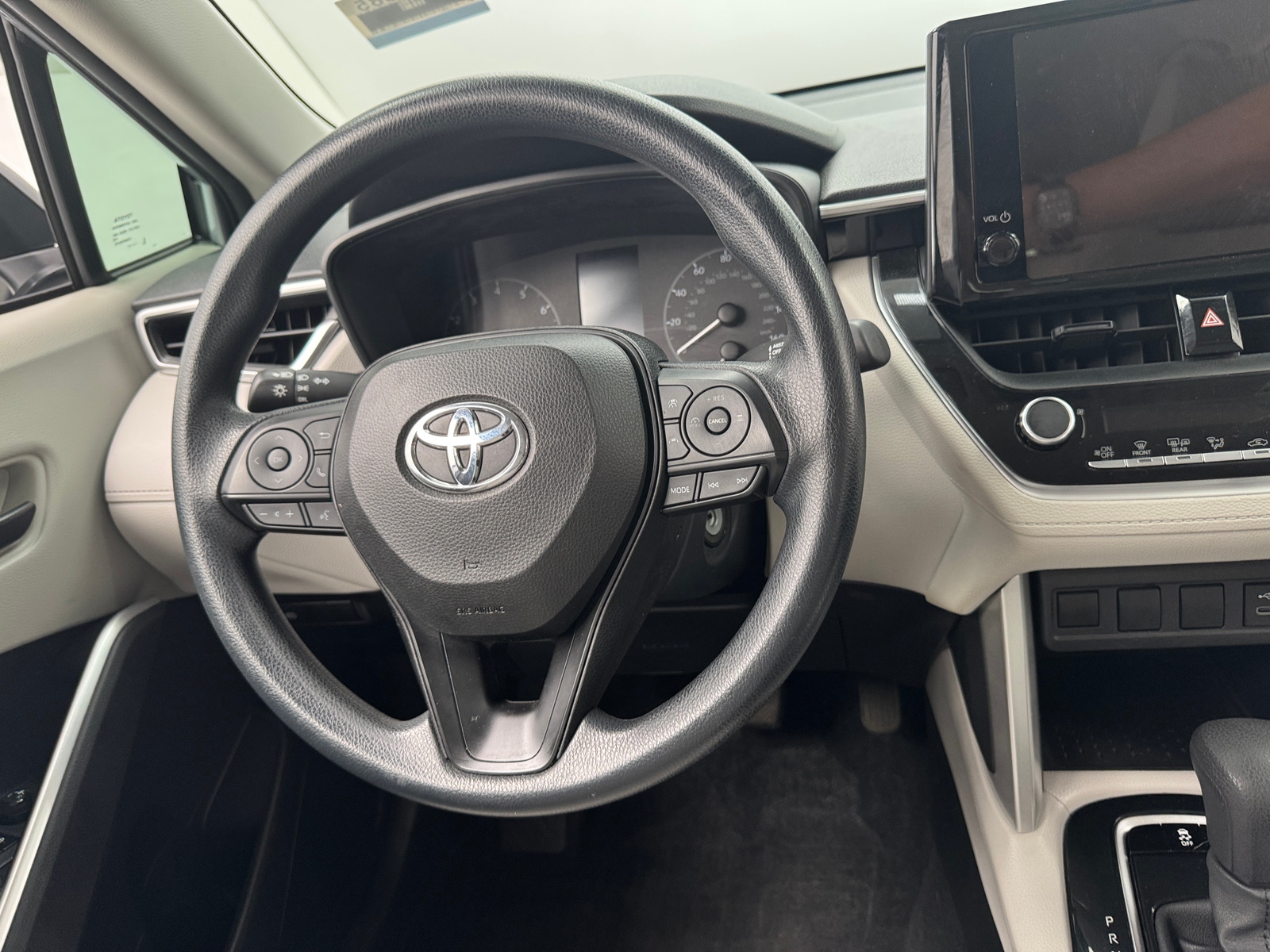 Thumbnail: 2023 Toyota Corolla Cross - 5