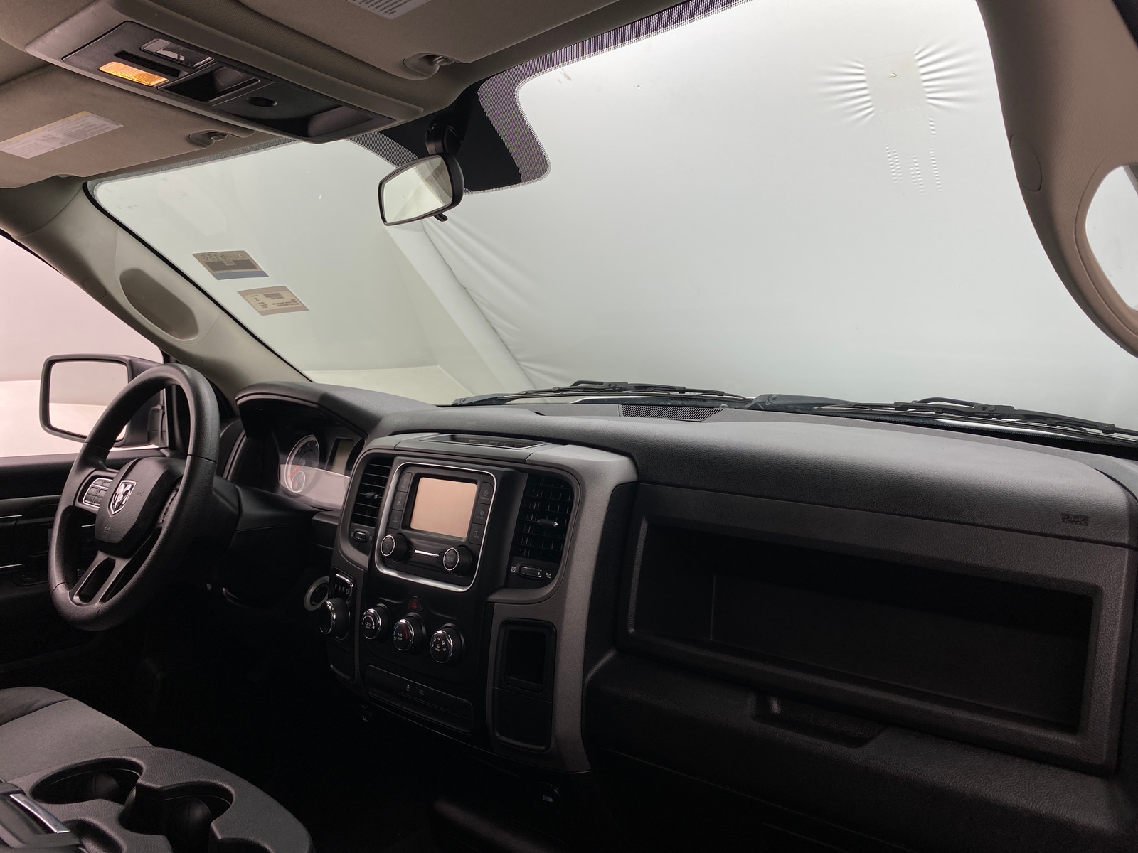 Thumbnail: 2021 RAM 1500 Classic - 3
