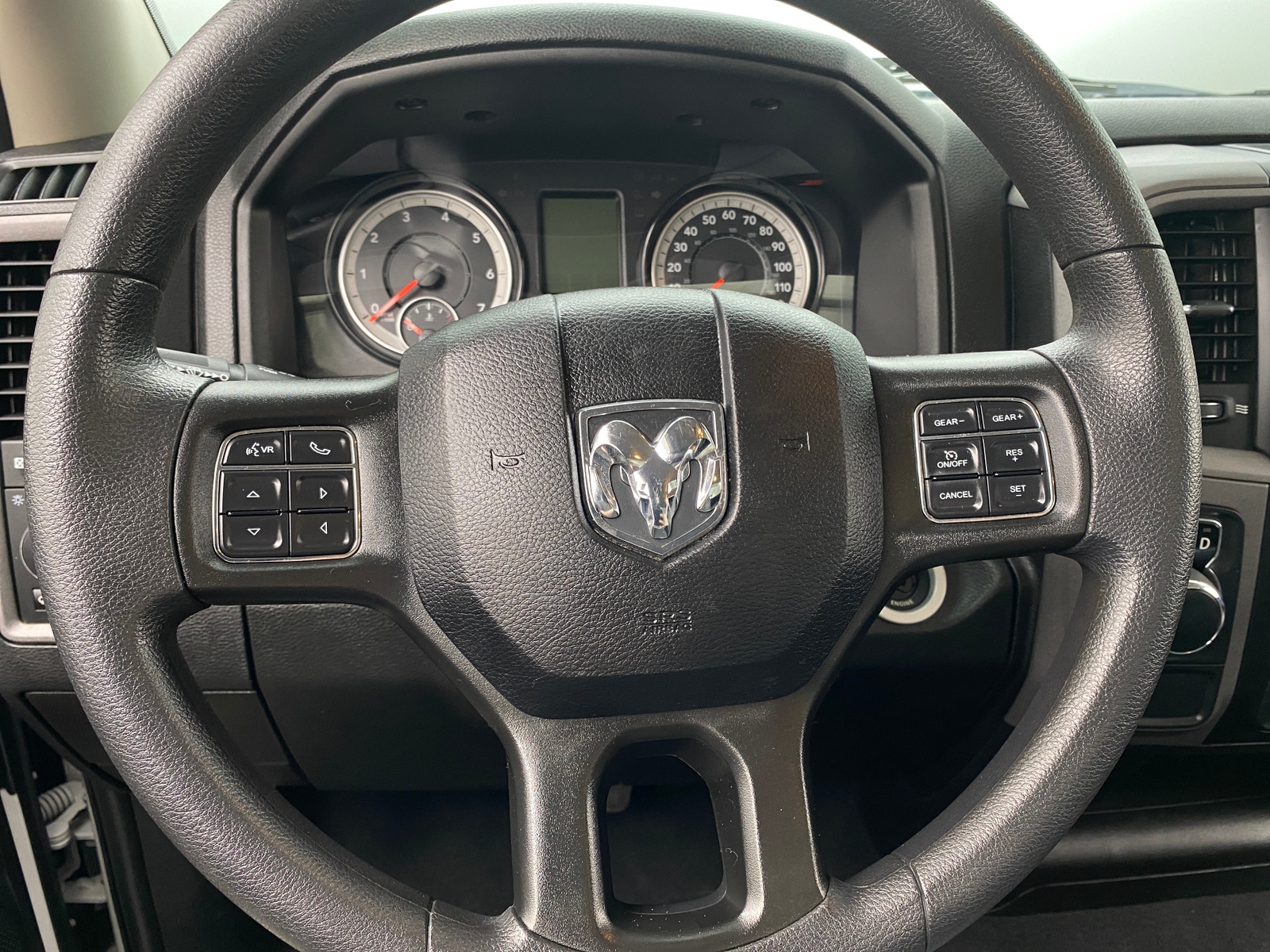 Thumbnail: 2021 RAM 1500 Classic - 5