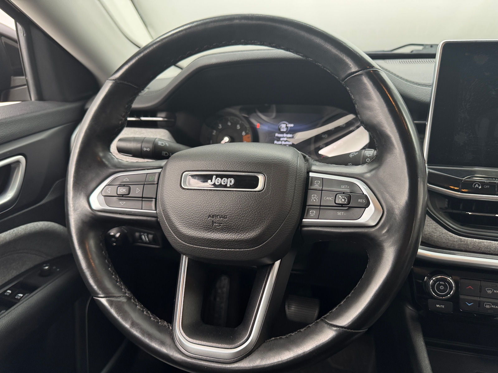 Thumbnail: 2022 Jeep Compass - 4
