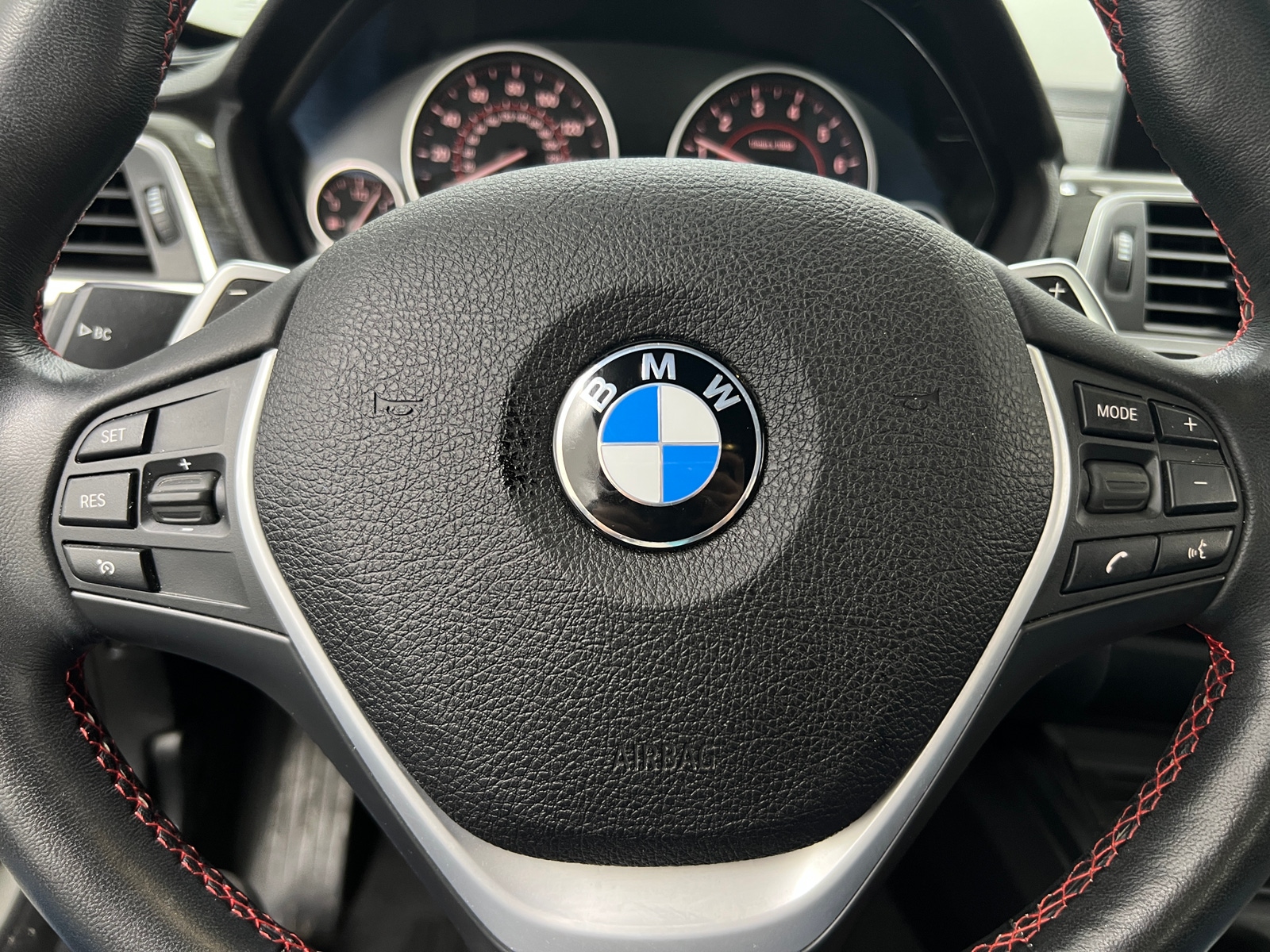 Thumbnail: 2020 BMW 4 Series - 4