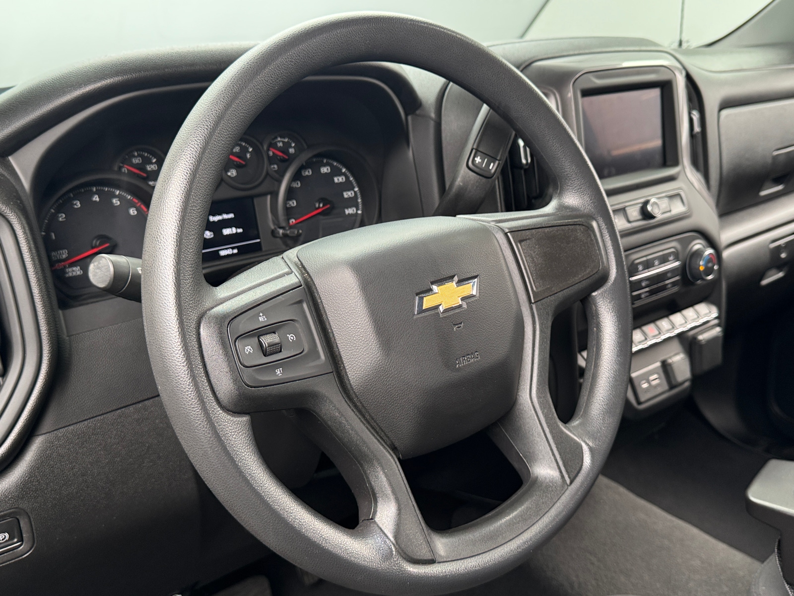 Thumbnail: 2022 Chevrolet Silverado 1500 - 5