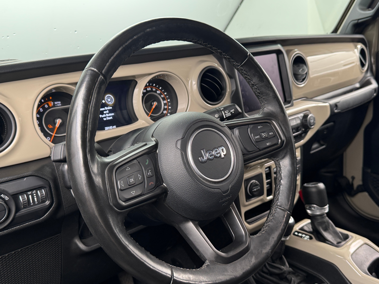 Thumbnail: 2022 Jeep Gladiator - 5