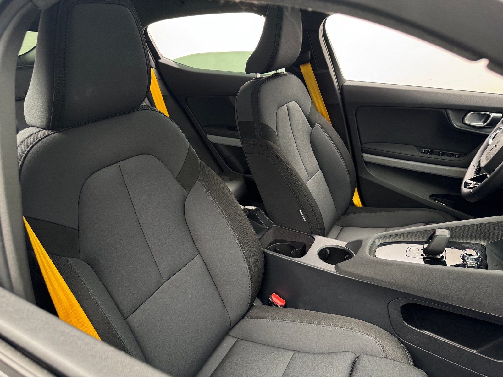 Thumbnail: 2022 Polestar 2 - 2