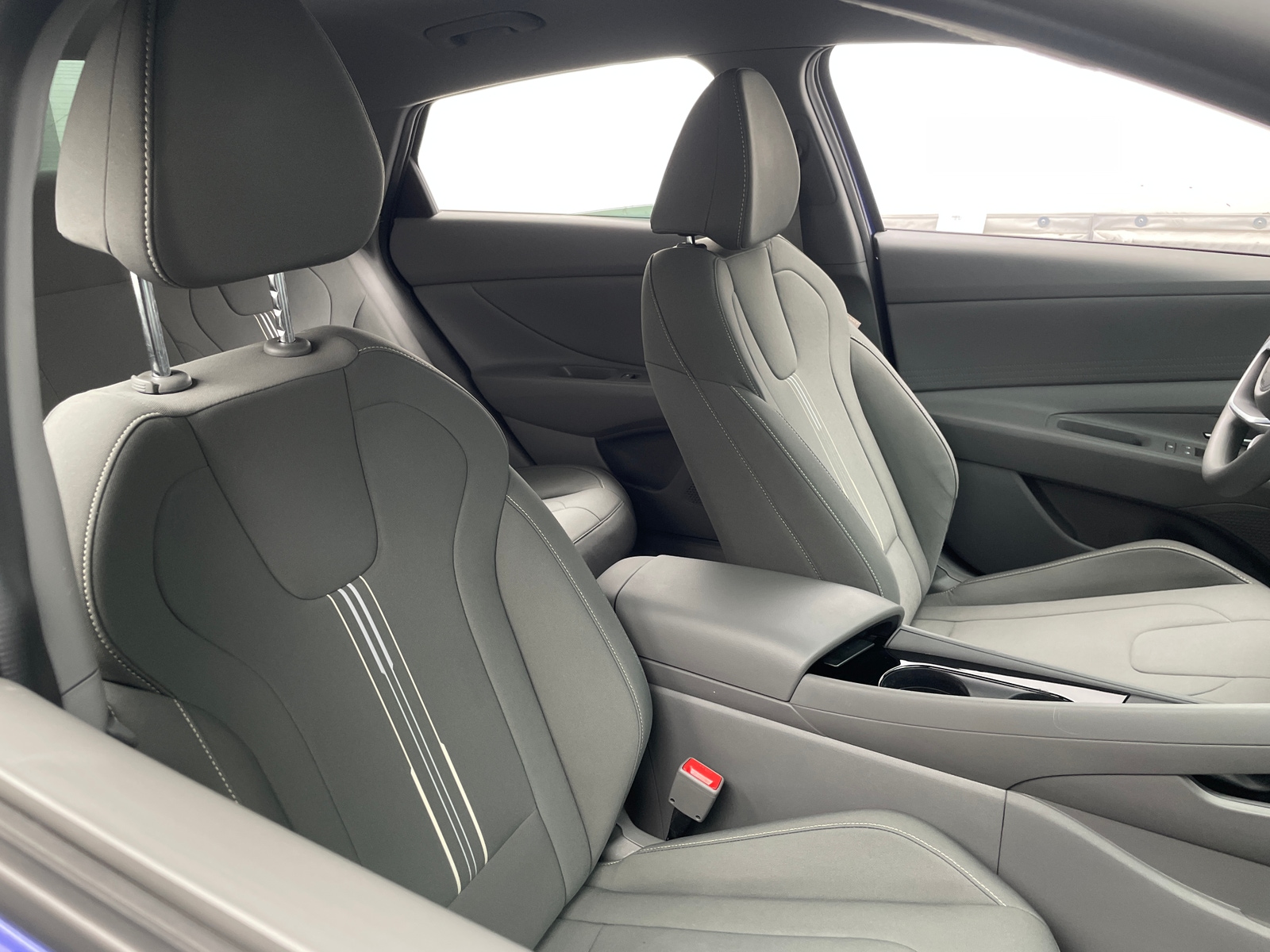 Thumbnail: 2023 Hyundai Elantra - 2