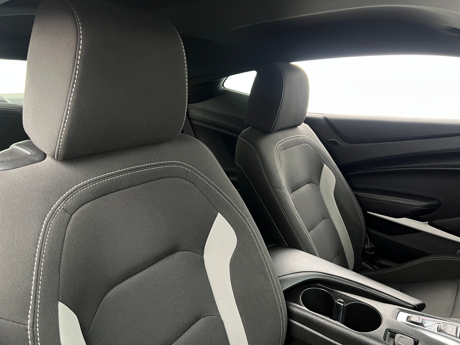 Thumbnail: 2019 Chevrolet Camaro - 2