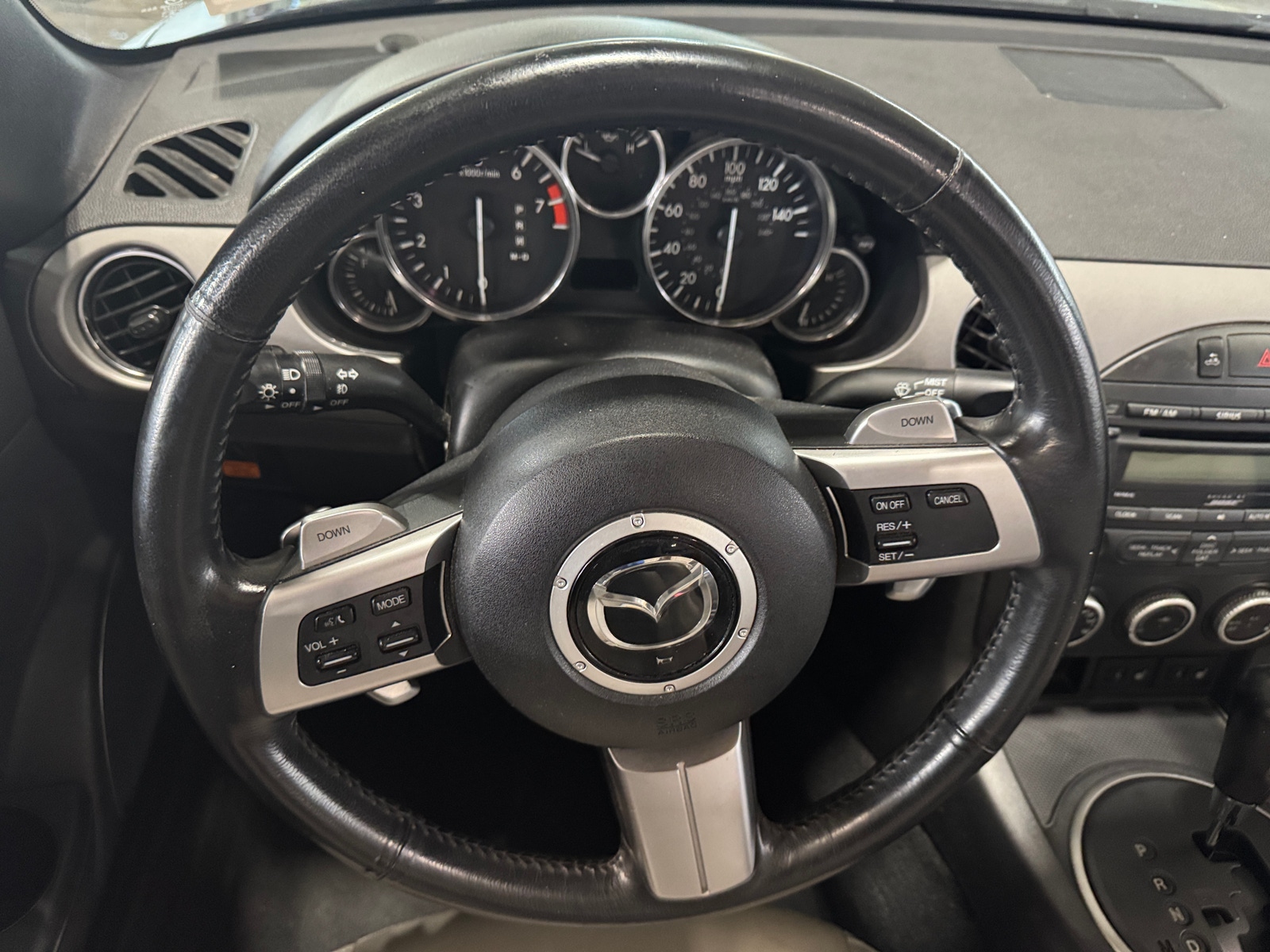 Thumbnail: 2011 Mazda MX-5 Miata - 4