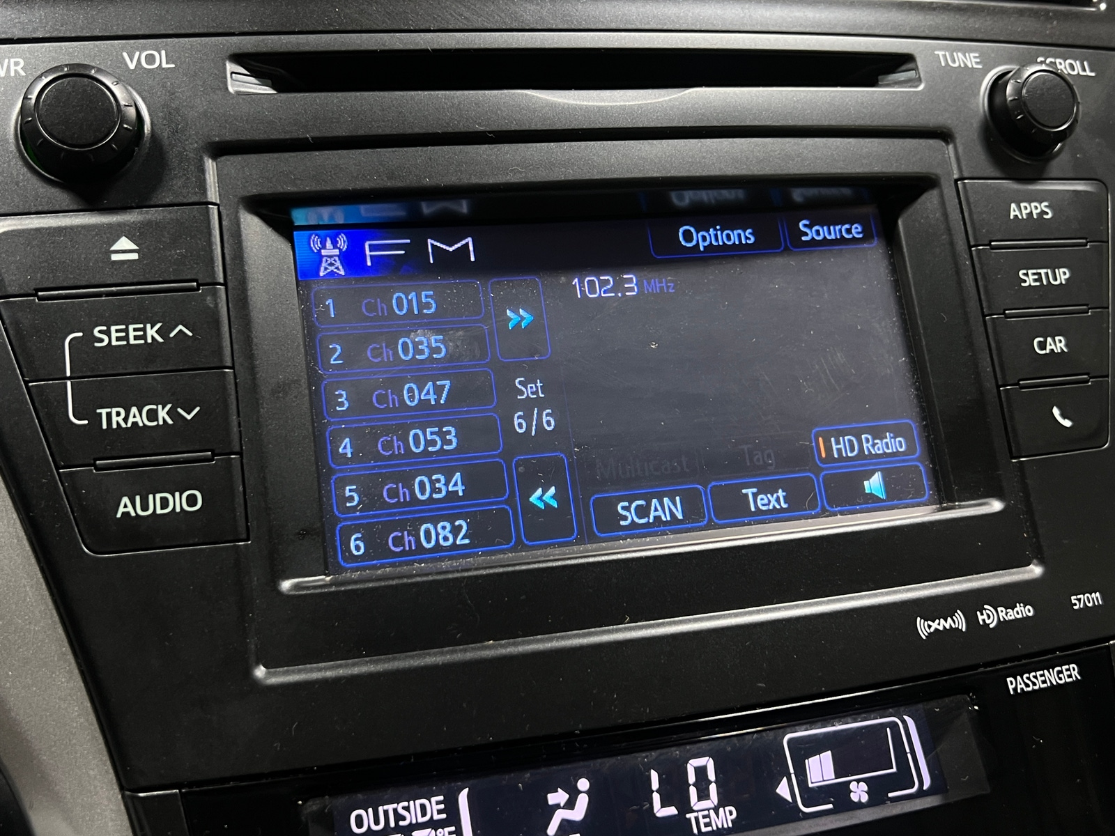 Thumbnail: 2012 Toyota Prius v - 4