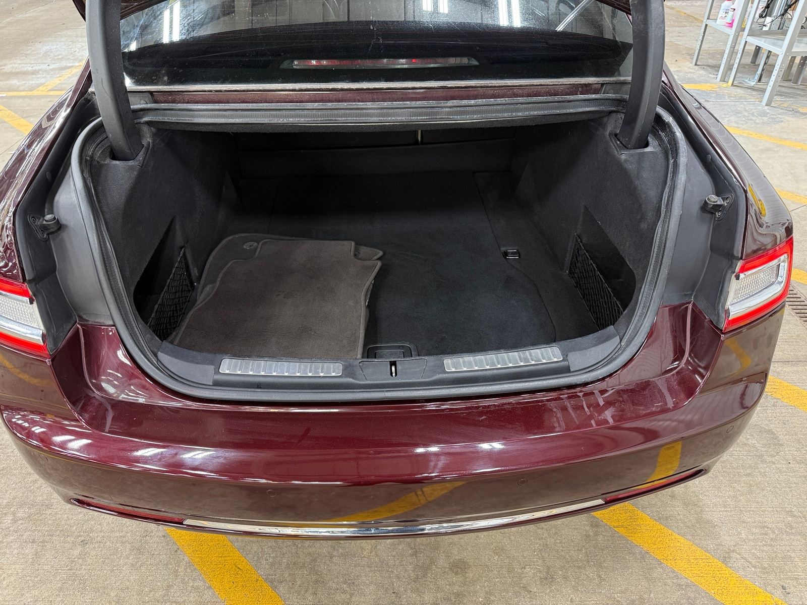 Thumbnail: 2020 Lincoln Continental - 6