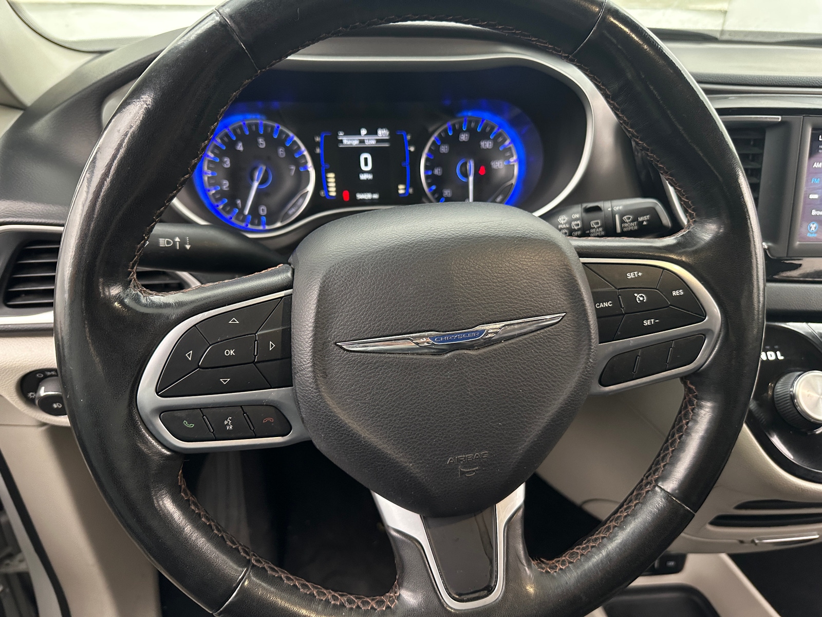 Thumbnail: 2020 Chrysler Pacifica - 4