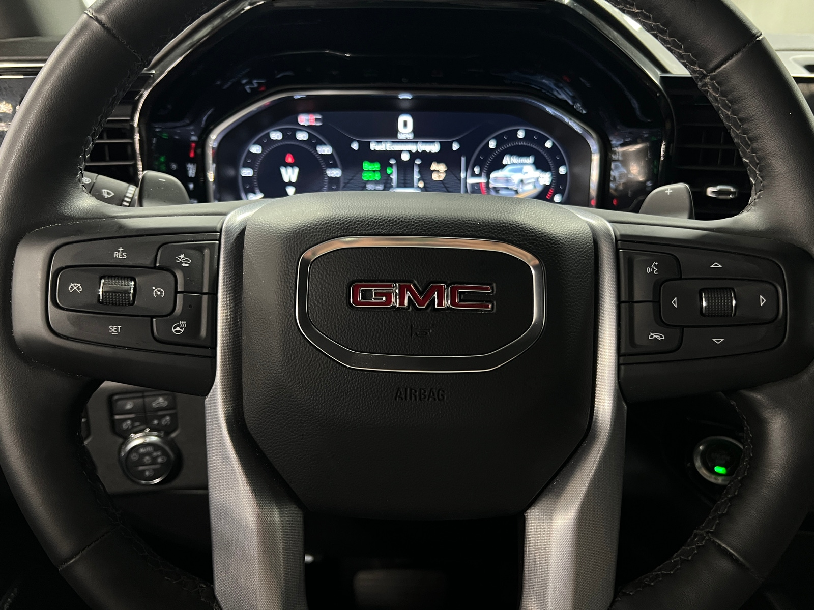 Thumbnail: 2024 GMC Sierra 1500 - 4