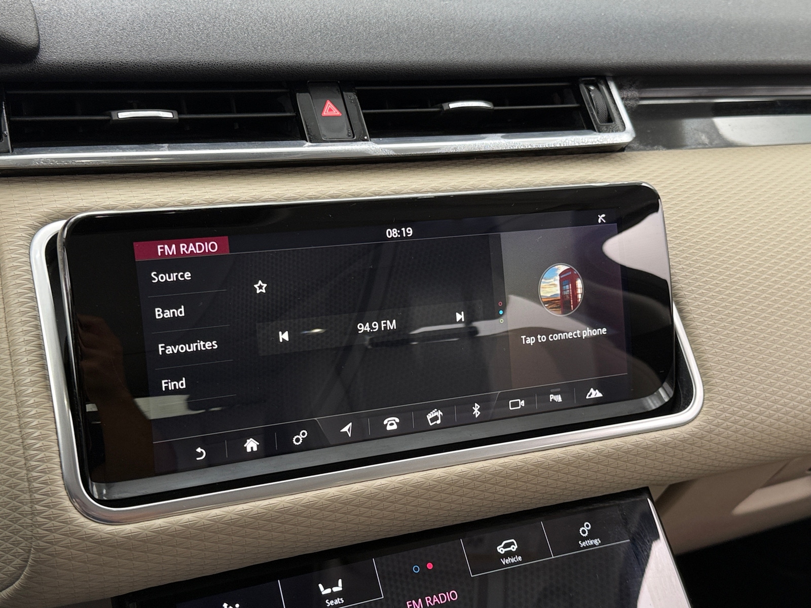 Thumbnail: 2018 Land Rover Range Rover Velar - 3