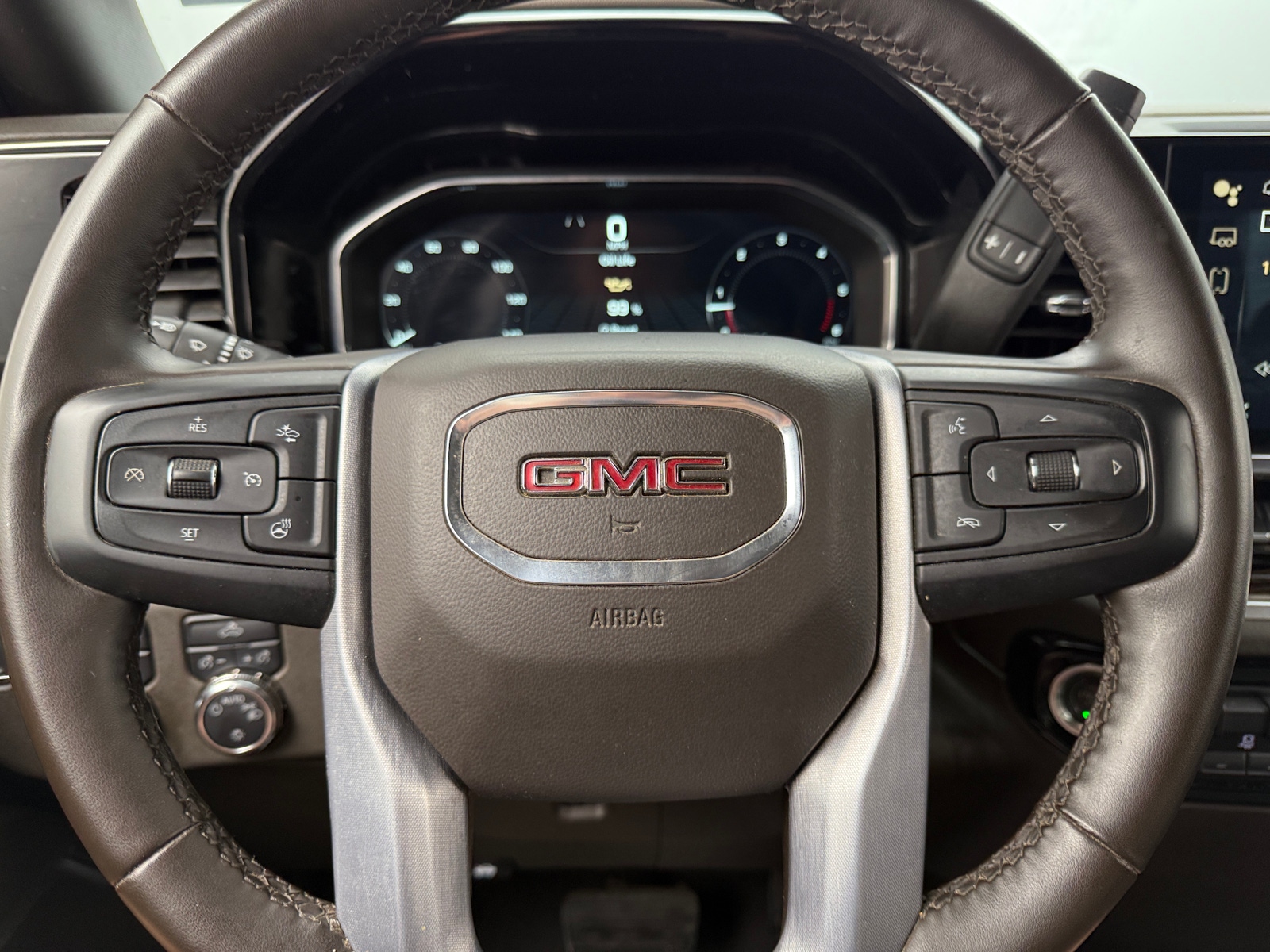 Thumbnail: 2023 GMC Sierra 1500 - 5