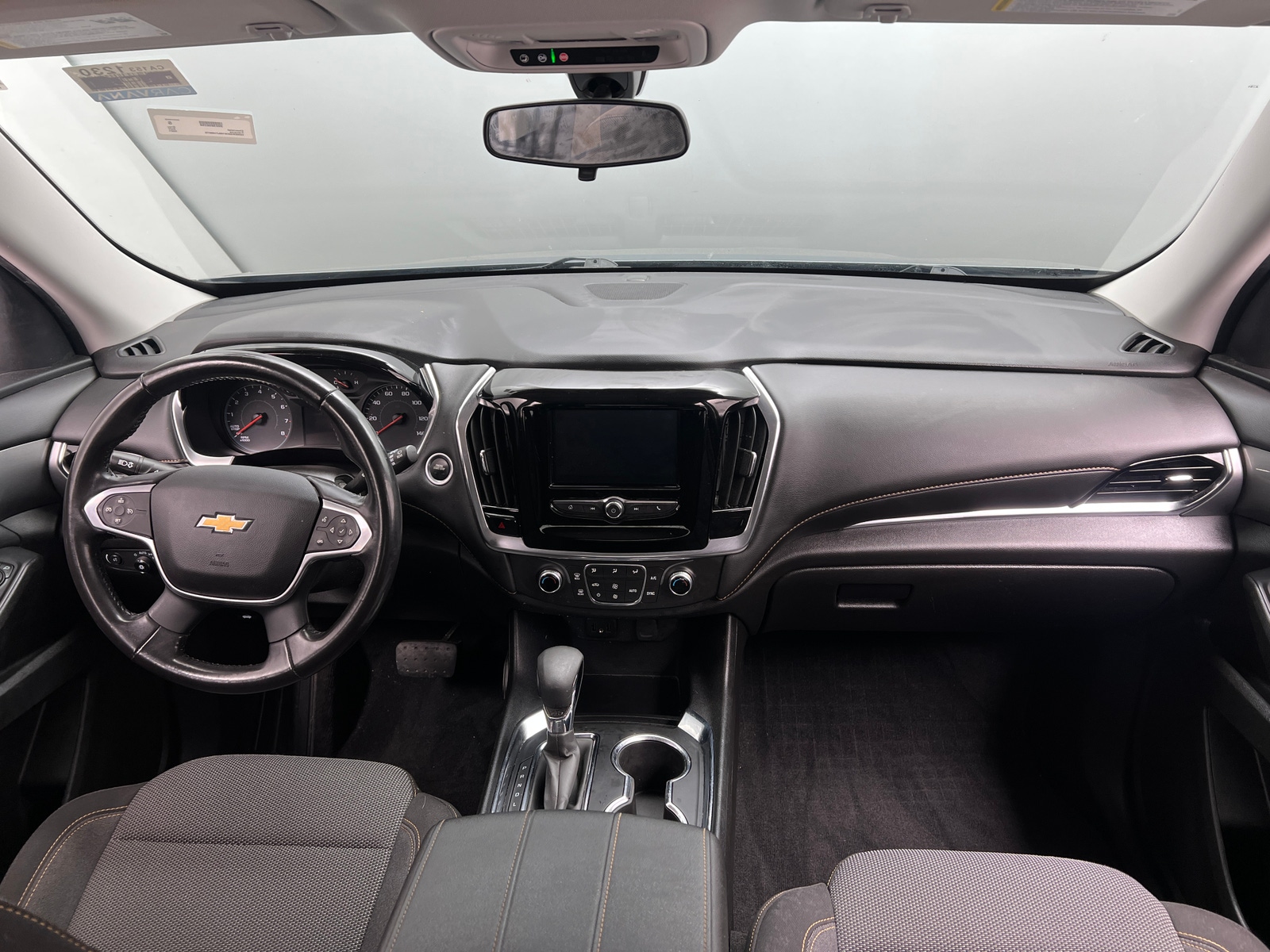 Thumbnail: 2021 Chevrolet Traverse - 3