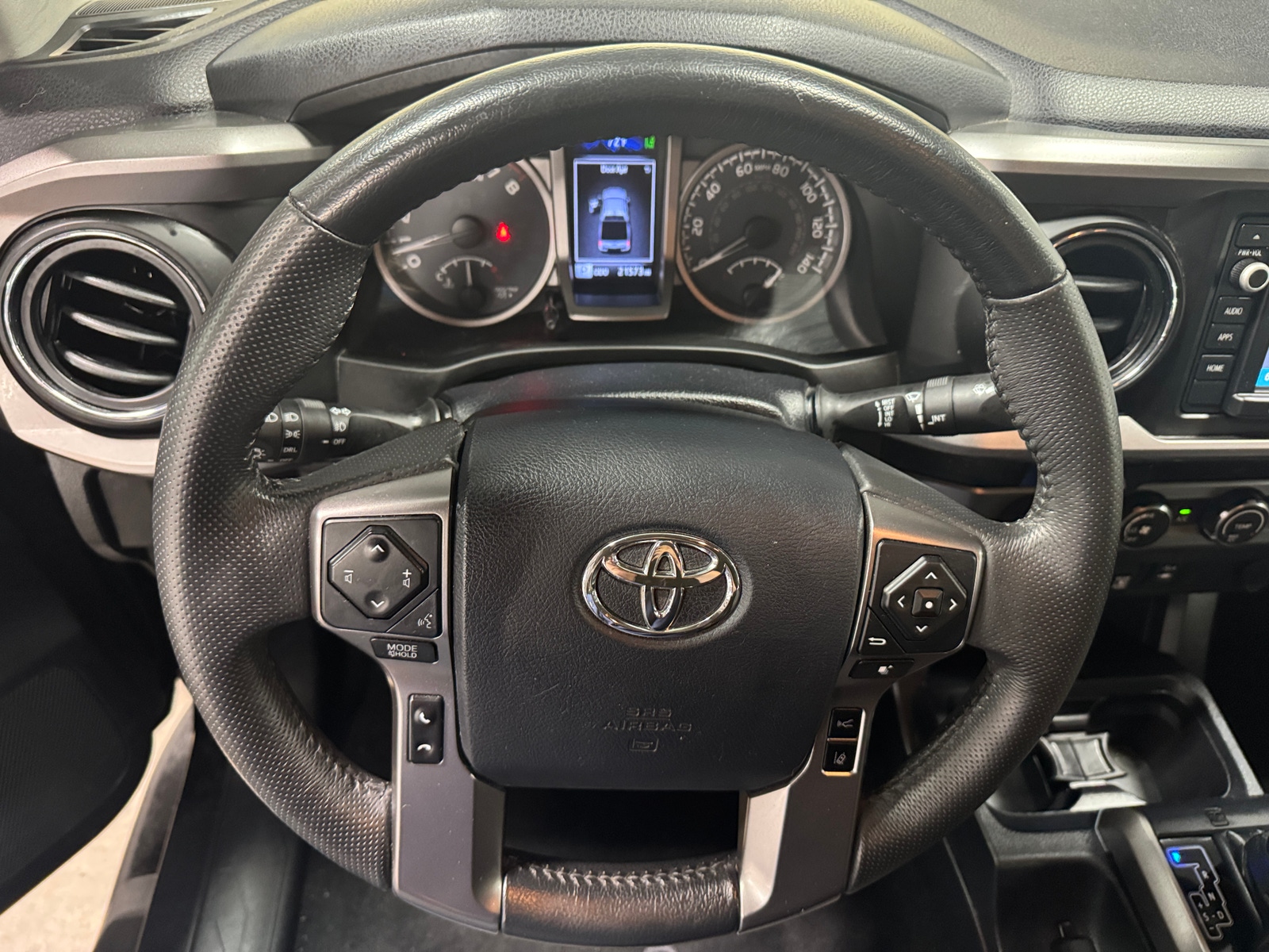 Thumbnail: 2019 Toyota Tacoma - 5