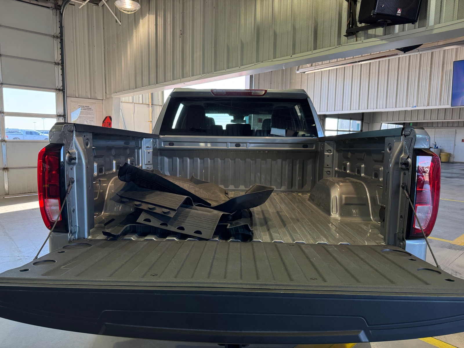 Thumbnail: 2024 GMC Sierra 1500 - 7