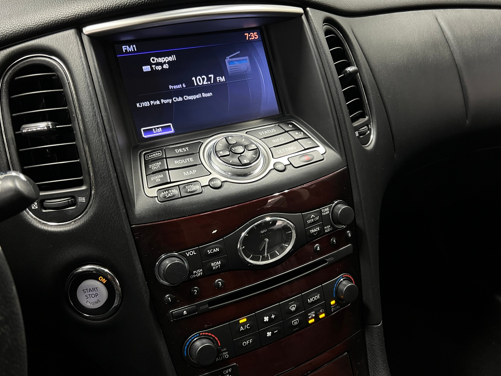 Thumbnail: 2016 INFINITI QX50 - 3