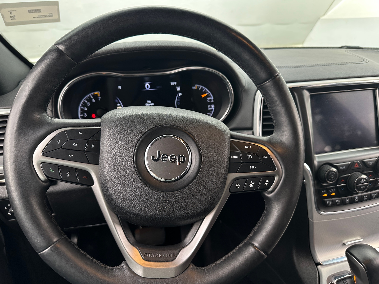 Thumbnail: 2018 Jeep Grand Cherokee - 4