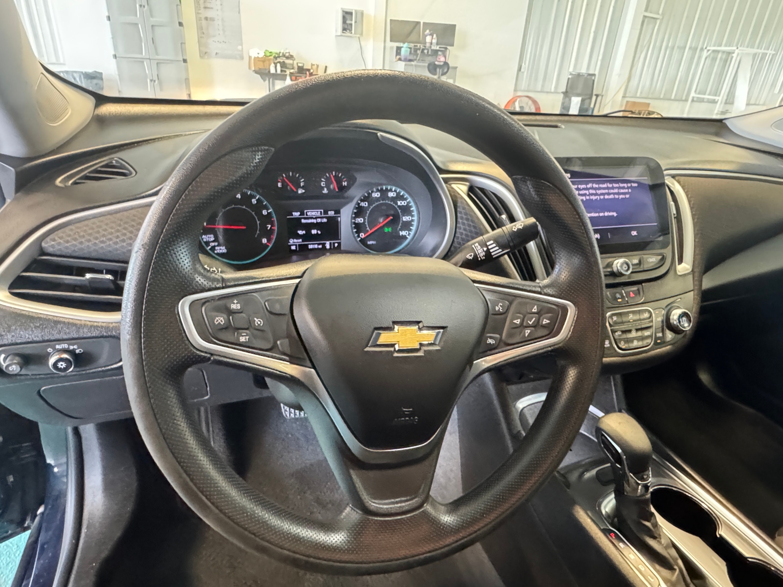 Thumbnail: 2022 Chevrolet Malibu - 5