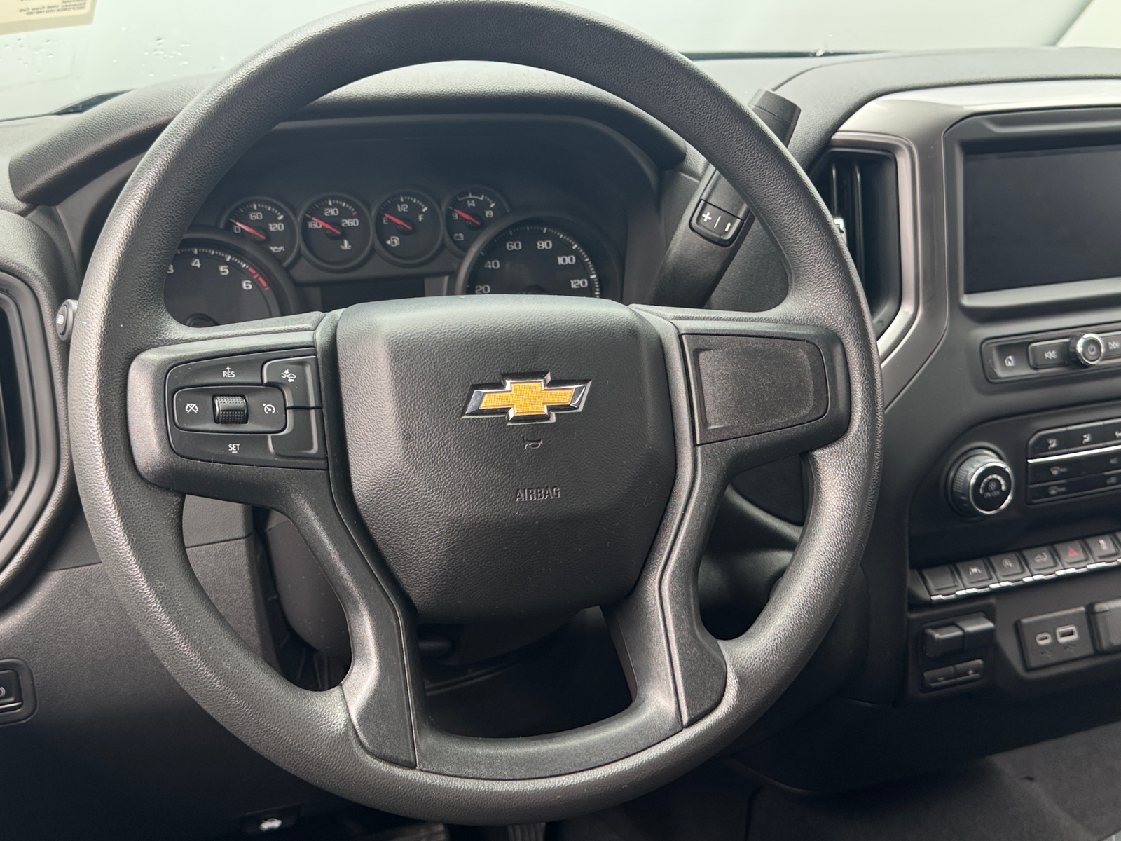 Thumbnail: 2024 Chevrolet Silverado 1500 - 5