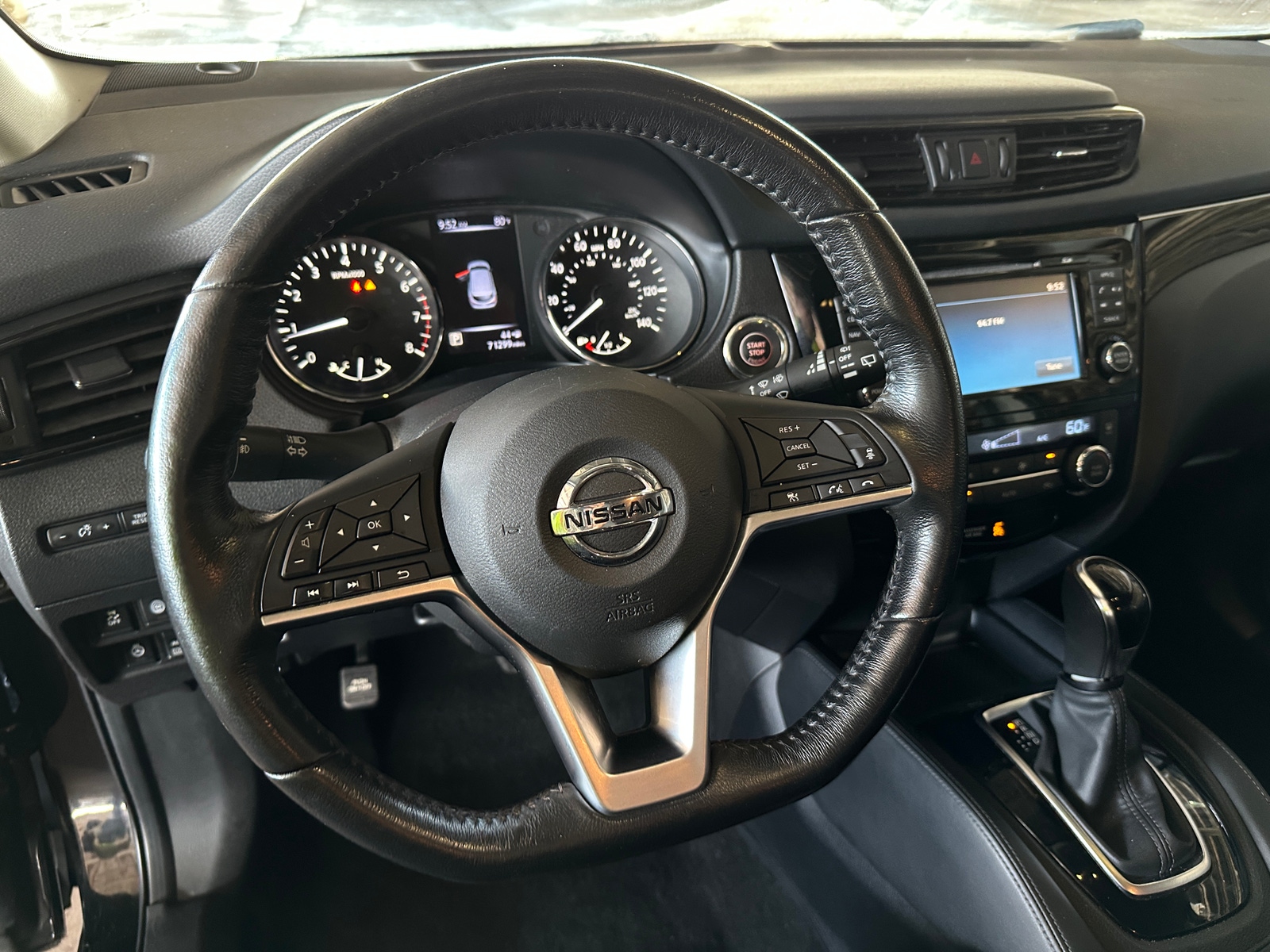 Thumbnail: 2018 Nissan Rogue Sport - 4