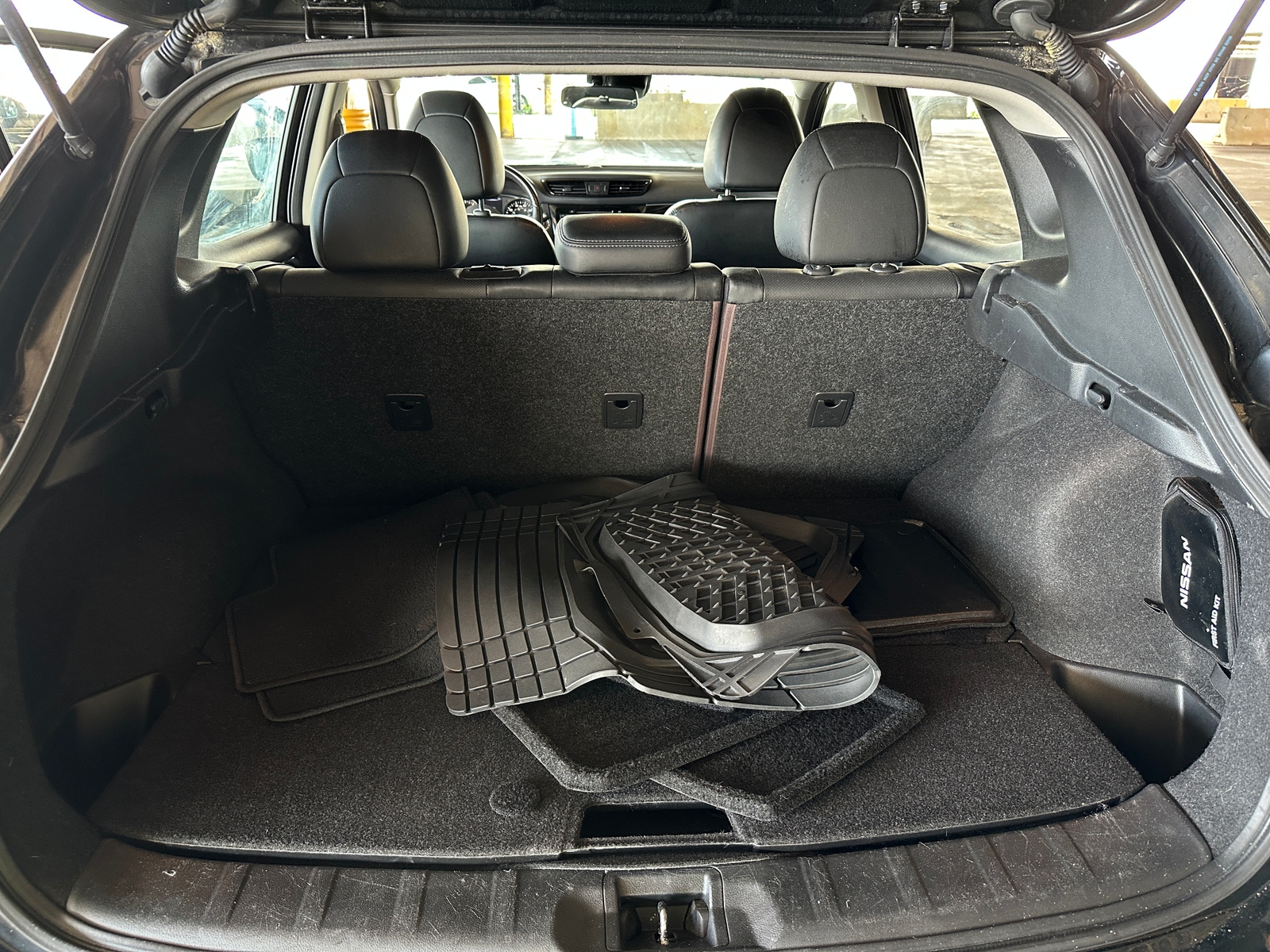Thumbnail: 2018 Nissan Rogue Sport - 6
