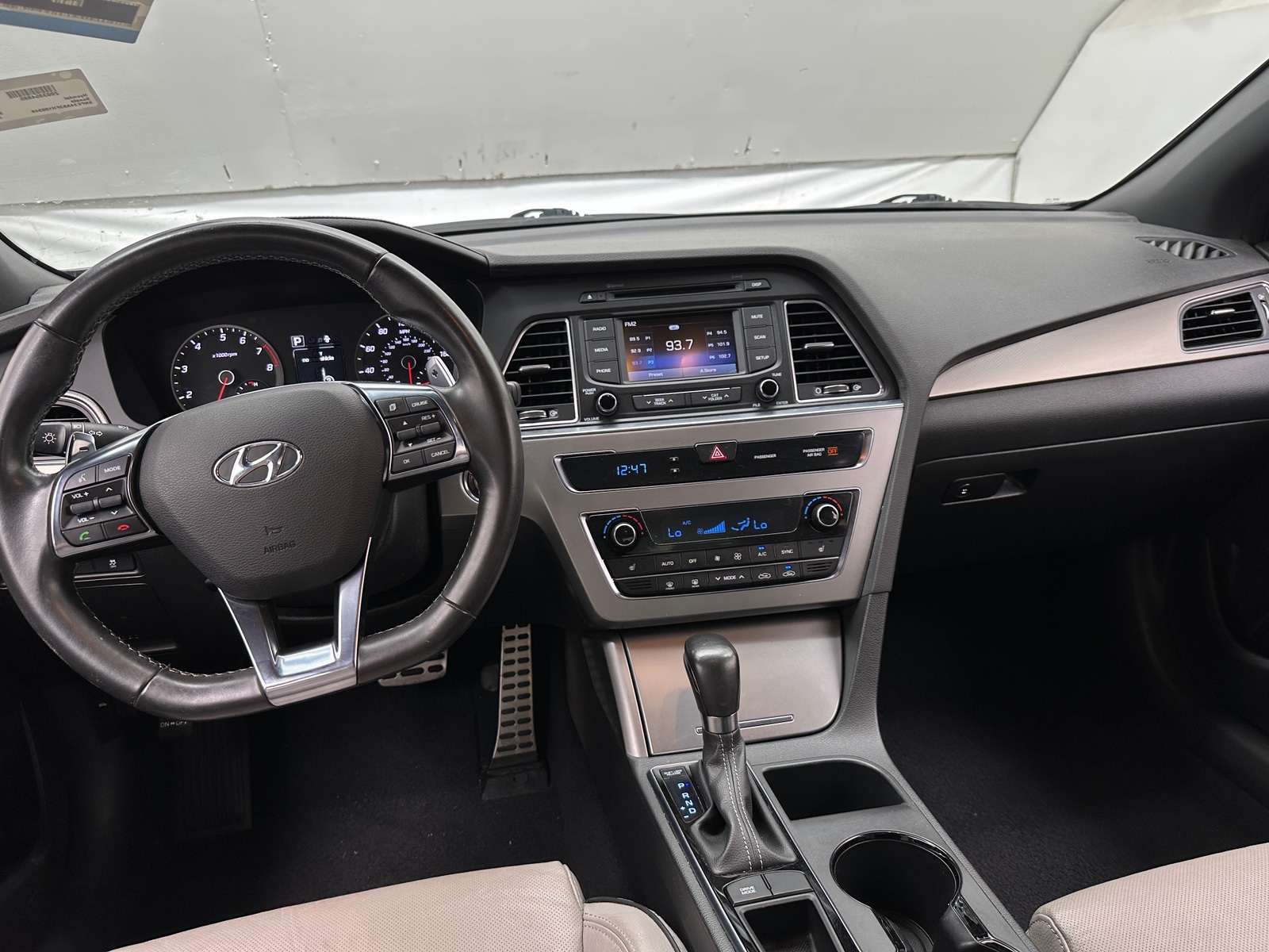 Thumbnail: 2015 Hyundai Sonata - 2