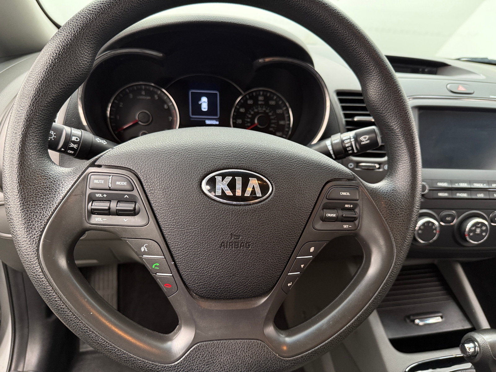Thumbnail: 2018 Kia Forte - 5