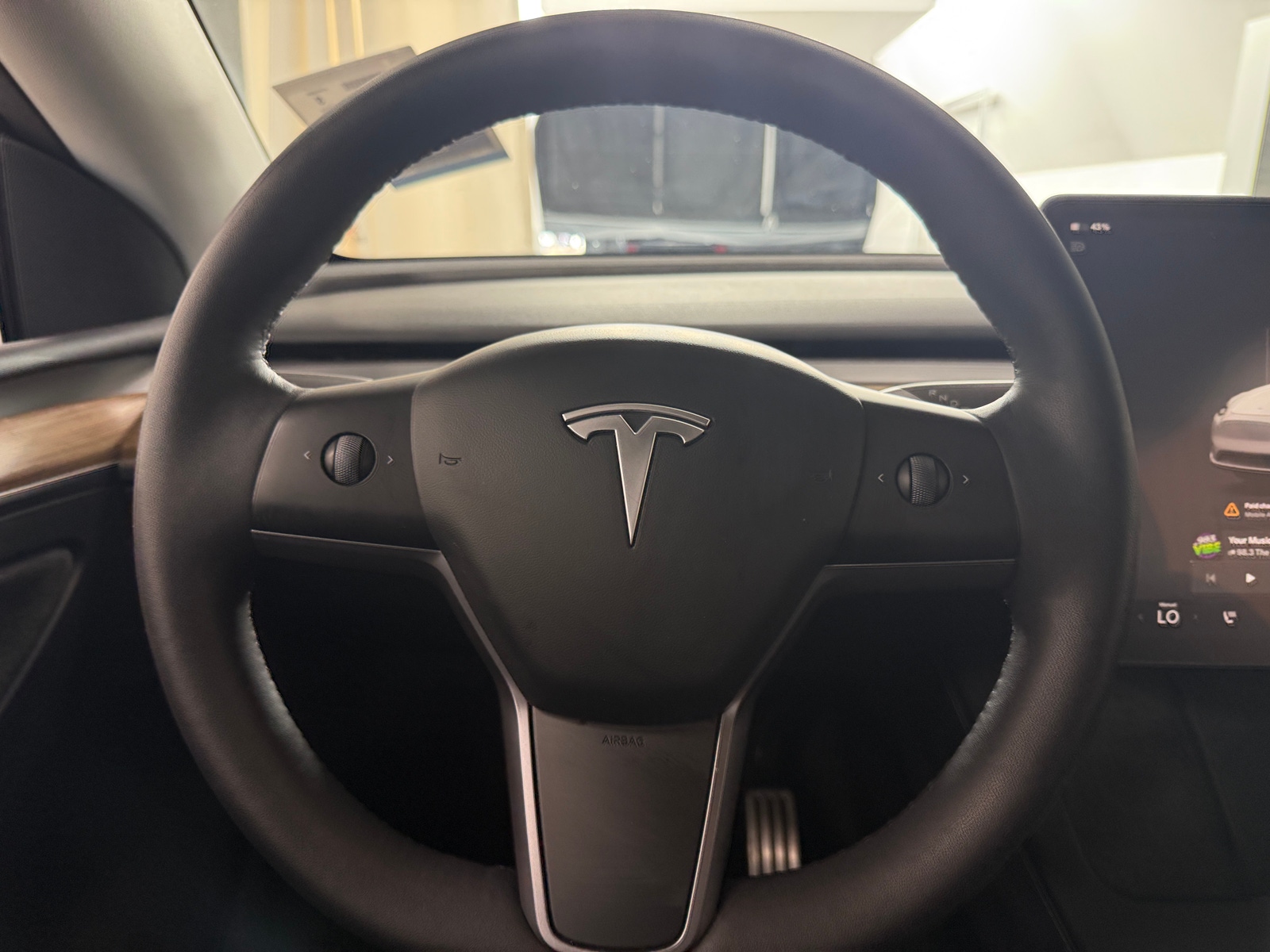 Thumbnail: 2023 Tesla Model Y - 4