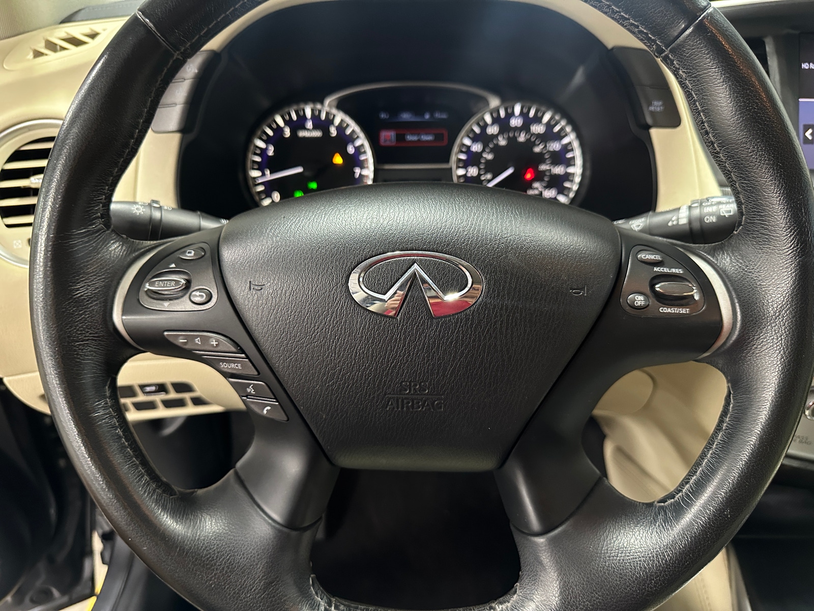Thumbnail: 2018 INFINITI QX60 - 4