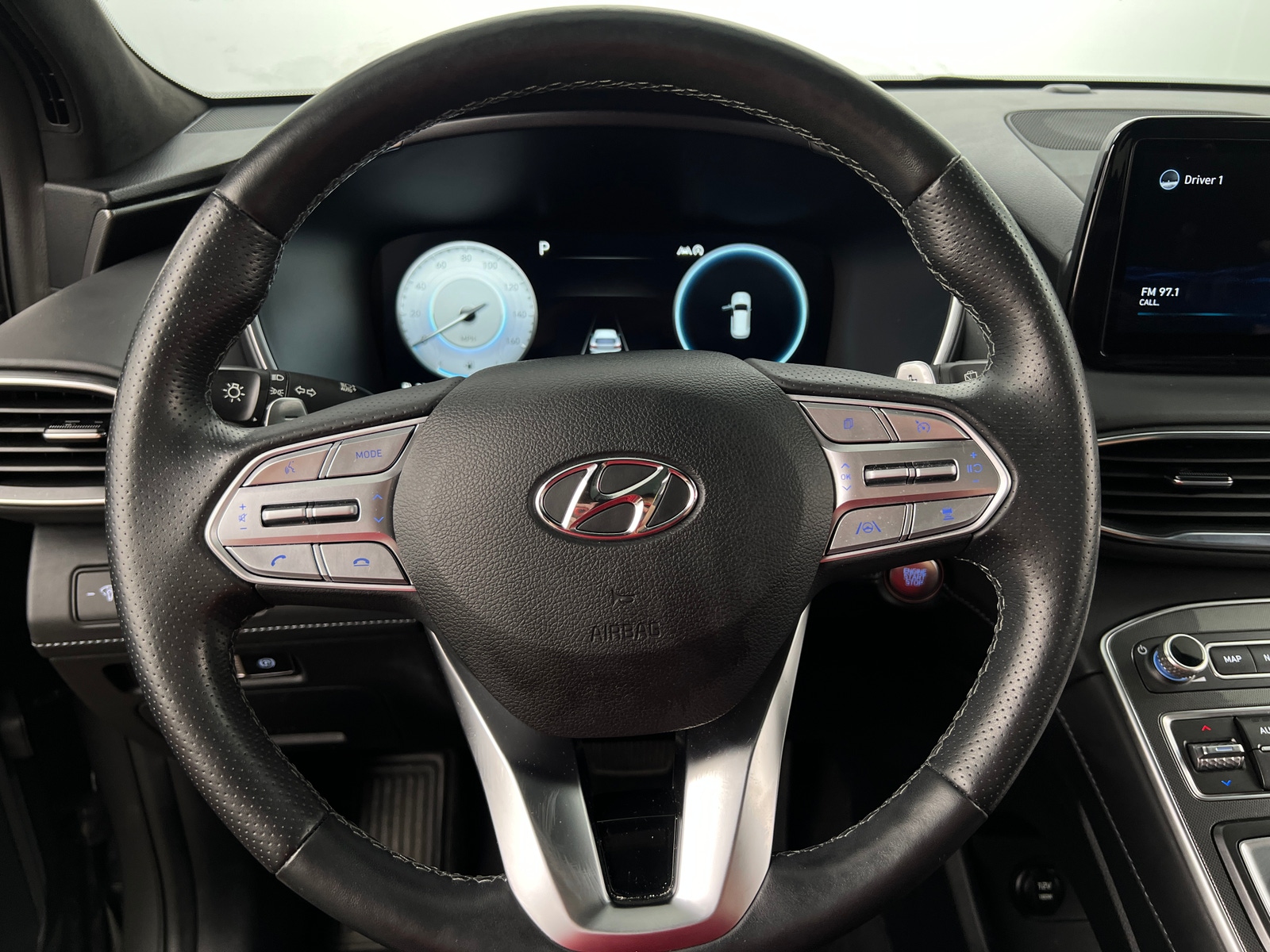 Thumbnail: 2022 Hyundai Santa Fe - 4