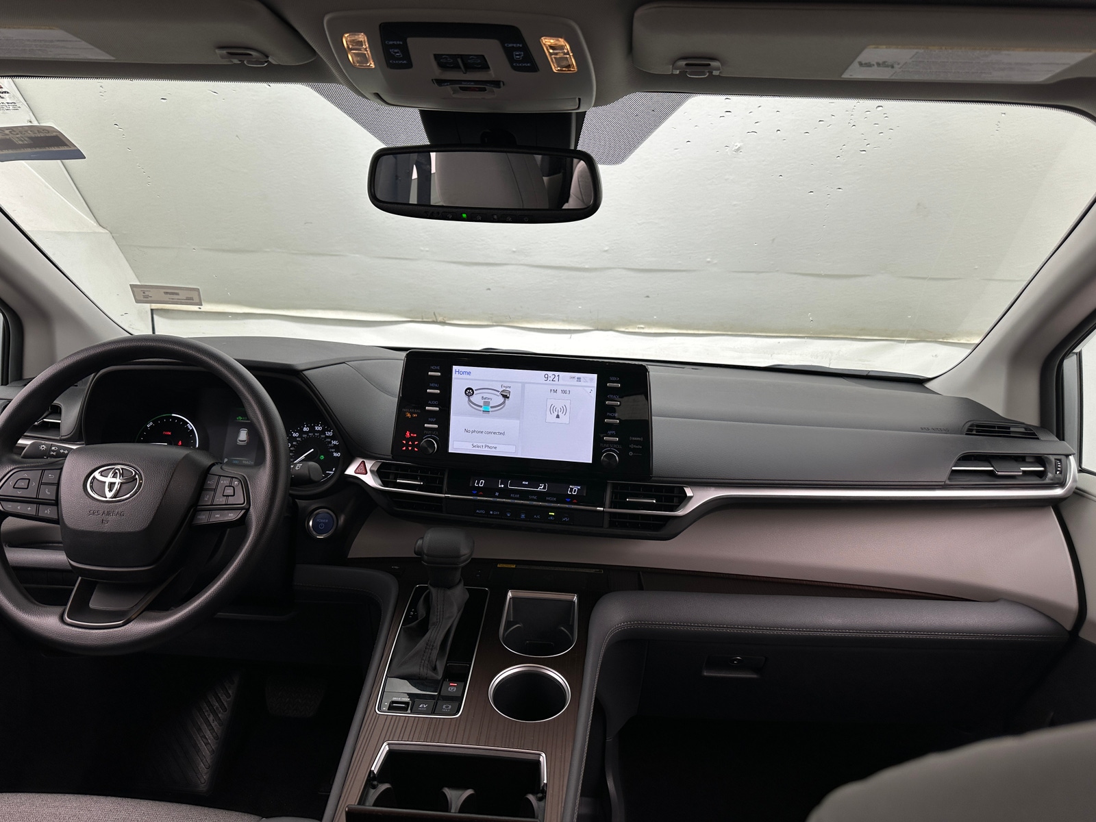 Thumbnail: 2024 Toyota Sienna - 3