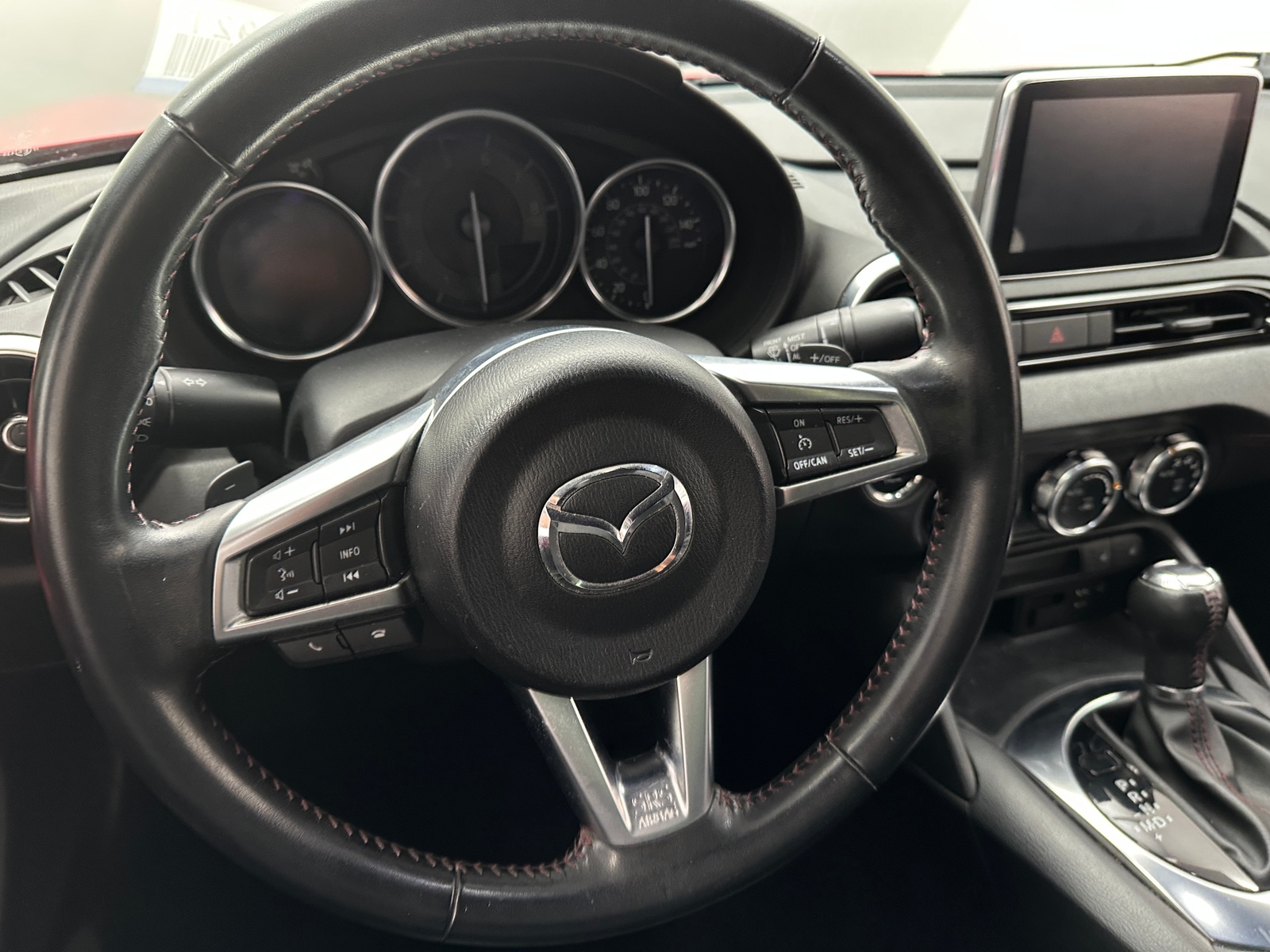 Thumbnail: 2016 Mazda MX-5 Miata - 4