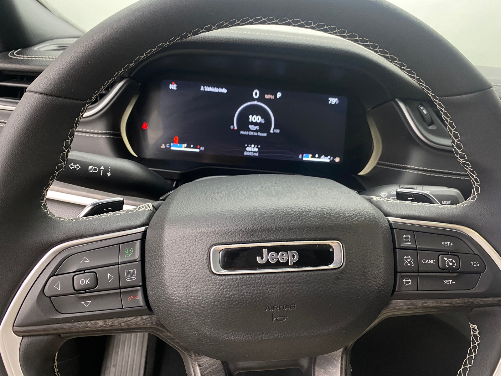 Thumbnail: 2025 Jeep Grand Cherokee - 4