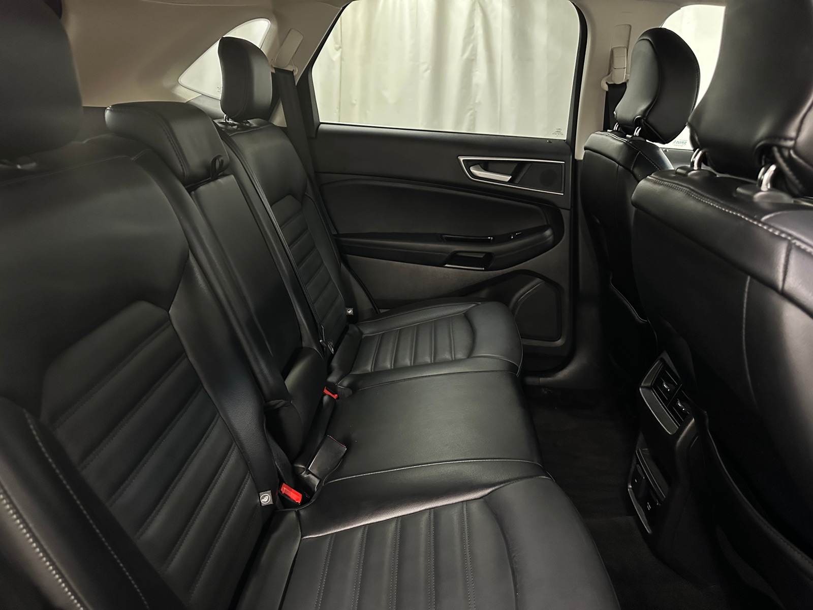 Thumbnail: 2018 Ford Edge - 5