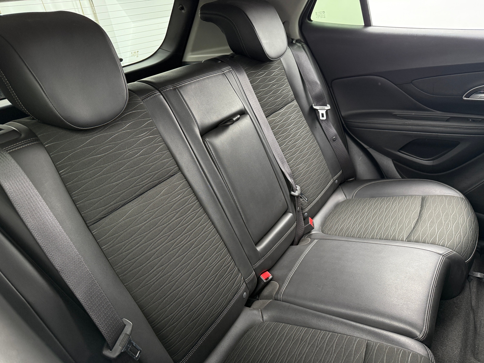 Thumbnail: 2016 Buick Encore - 6