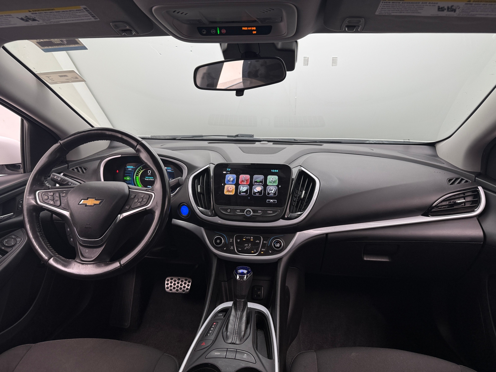 Thumbnail: 2018 Chevrolet Volt - 3