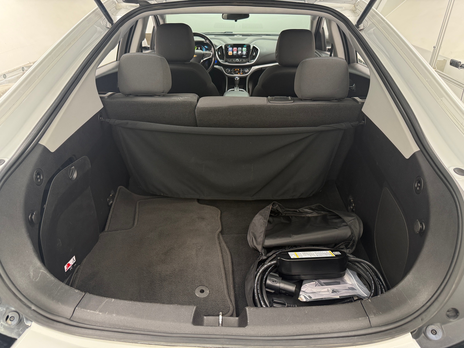 Thumbnail: 2018 Chevrolet Volt - 7
