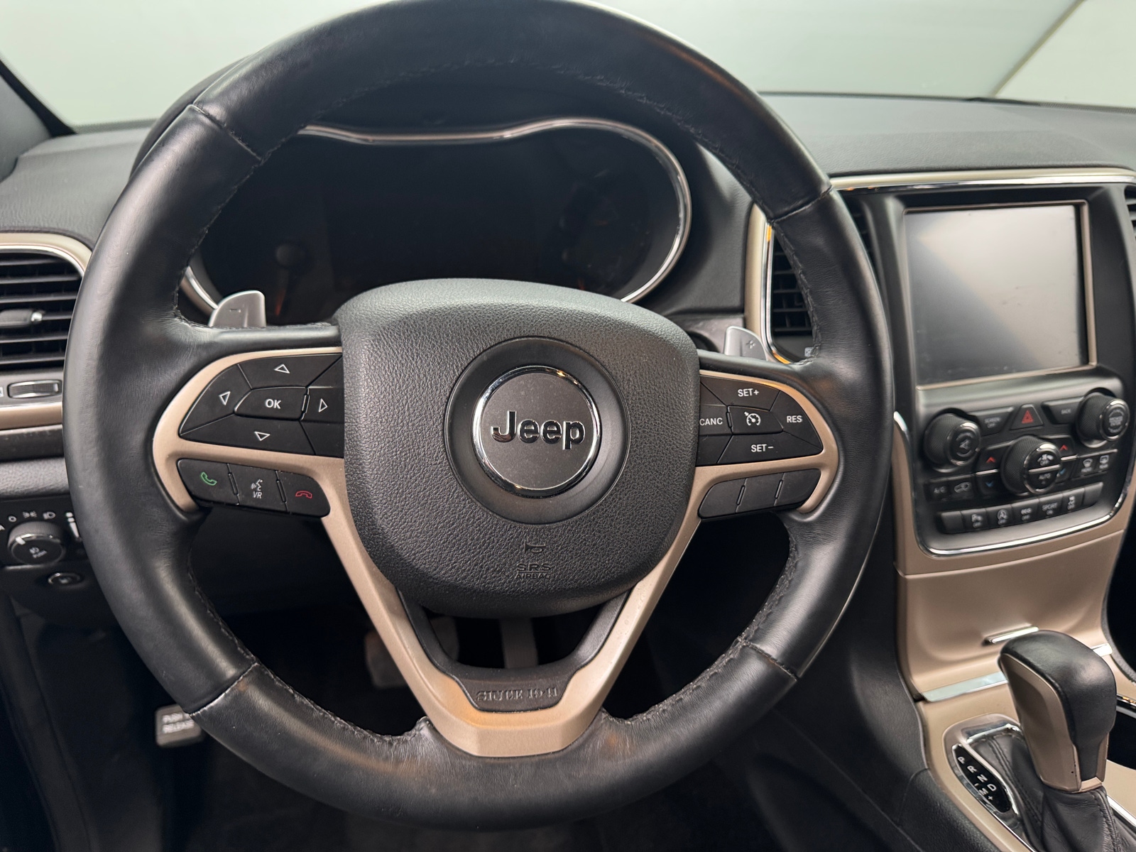 Thumbnail: 2017 Jeep Grand Cherokee - 5
