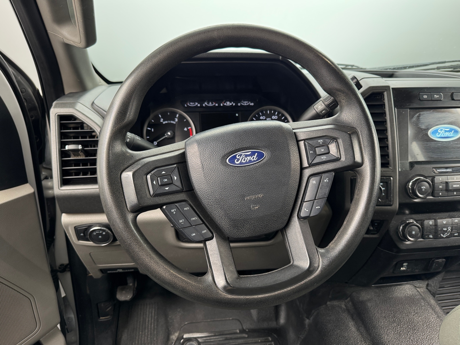 Thumbnail: 2021 Ford Econoline - 5