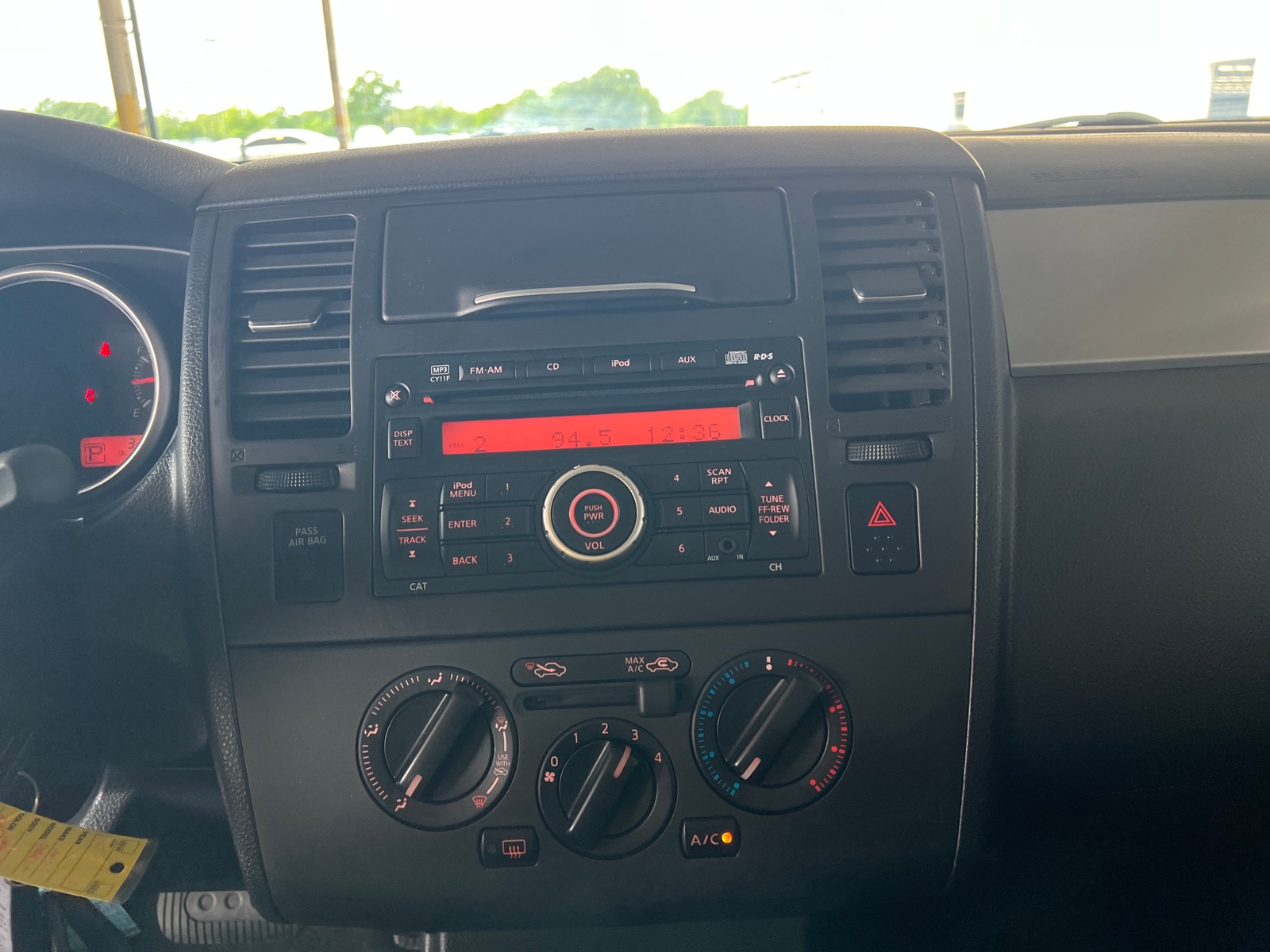 Thumbnail: 2012 Nissan Versa - 4