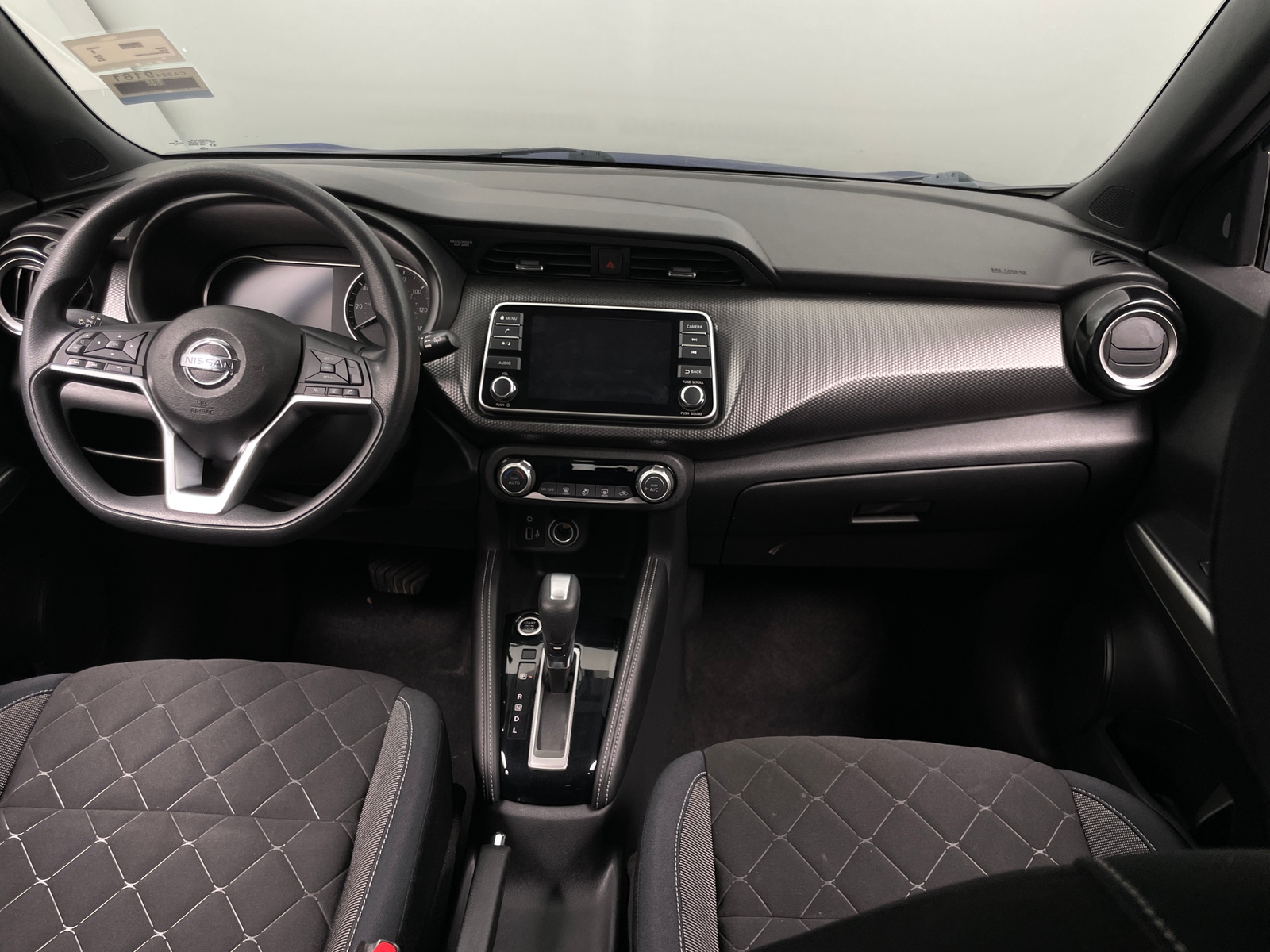 Thumbnail: 2018 Nissan Kicks - 3