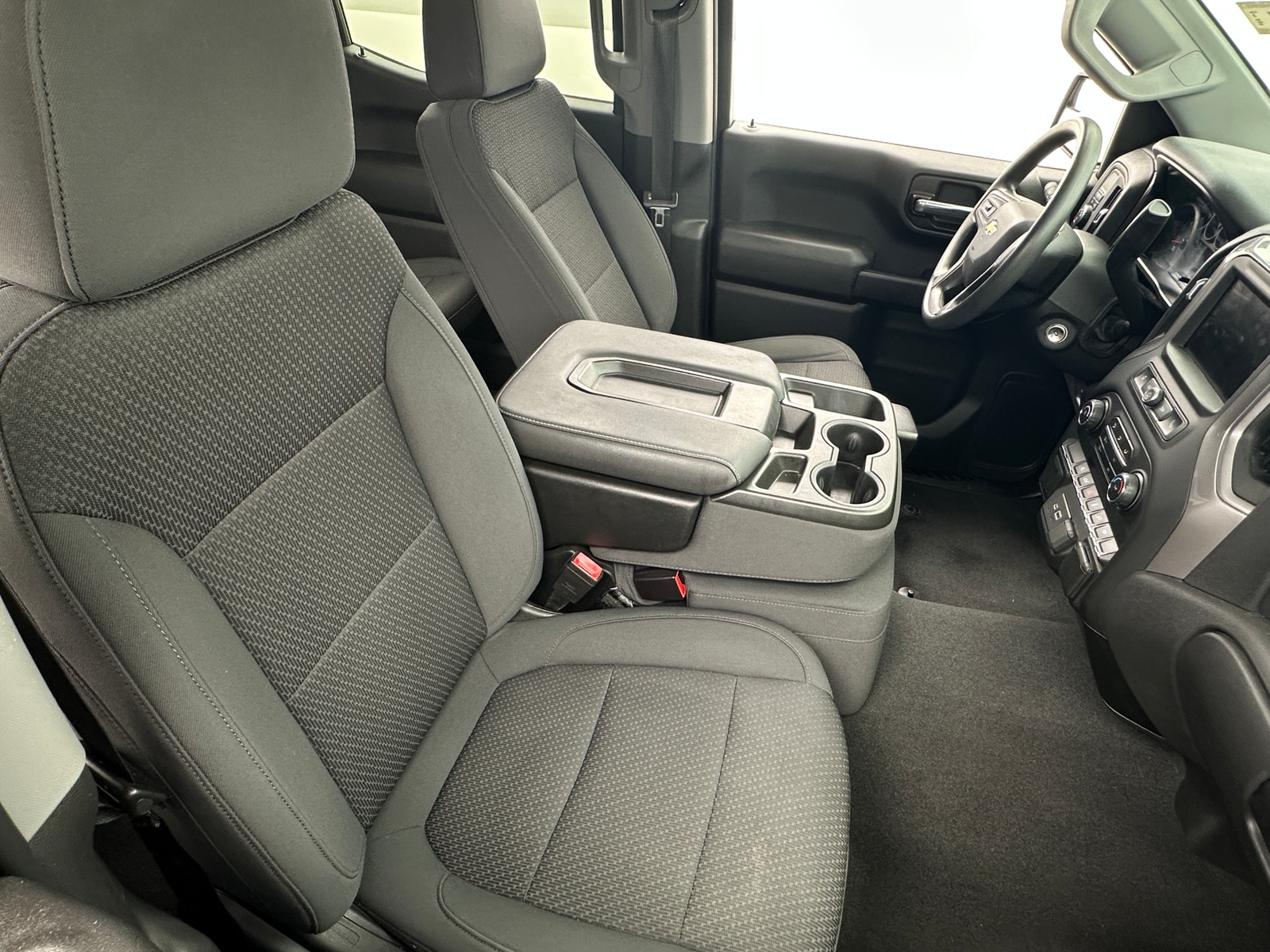 Thumbnail: 2021 Chevrolet Silverado 1500 - 2