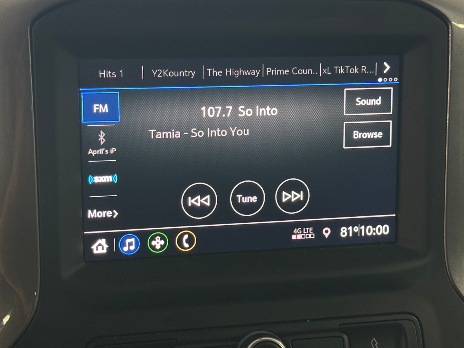 Thumbnail: 2021 Chevrolet Silverado 1500 - 4