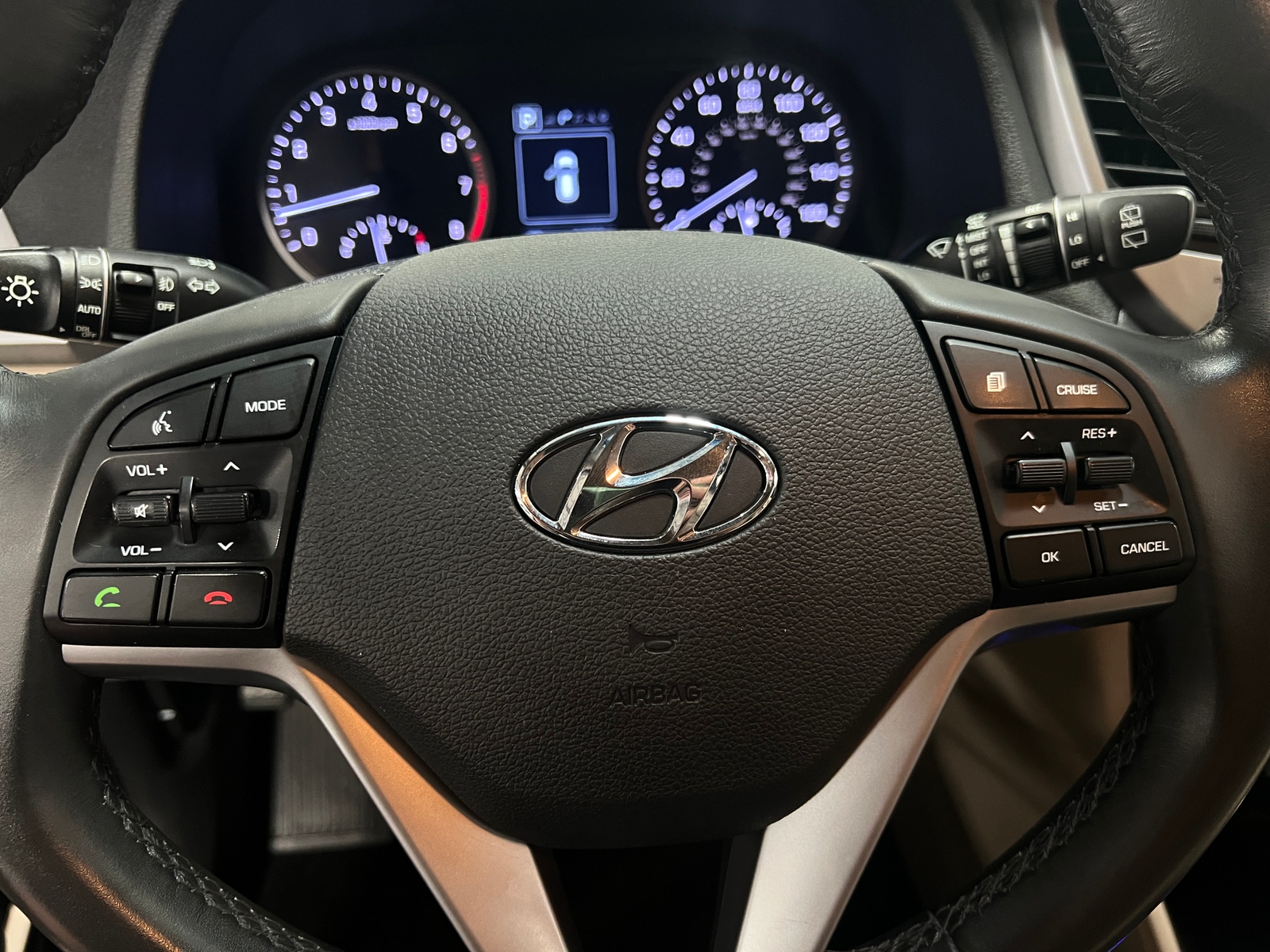 Thumbnail: 2017 Hyundai Tucson - 4