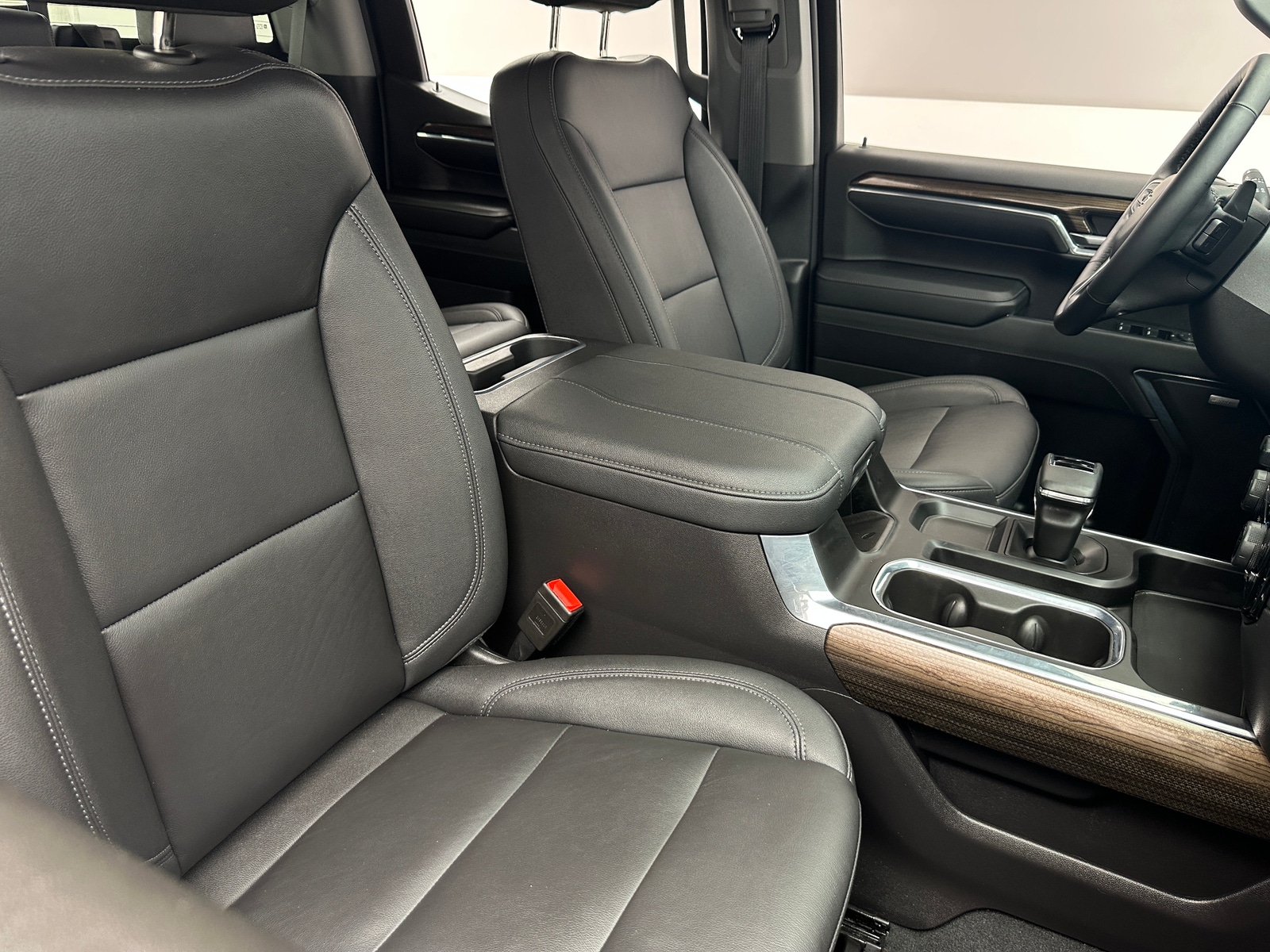 Thumbnail: 2023 Chevrolet Silverado 1500 - 2